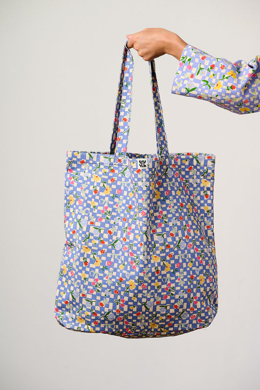 Catalina - Oversized Tote Organic Cotton in Ditsy Floral Checkerboard