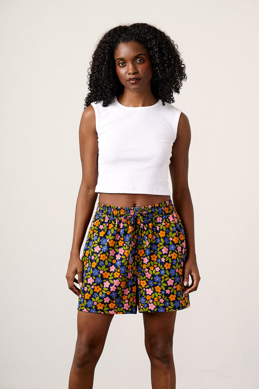 Charlie - Relaxed Shorts Organic Cotton in Navy Floral