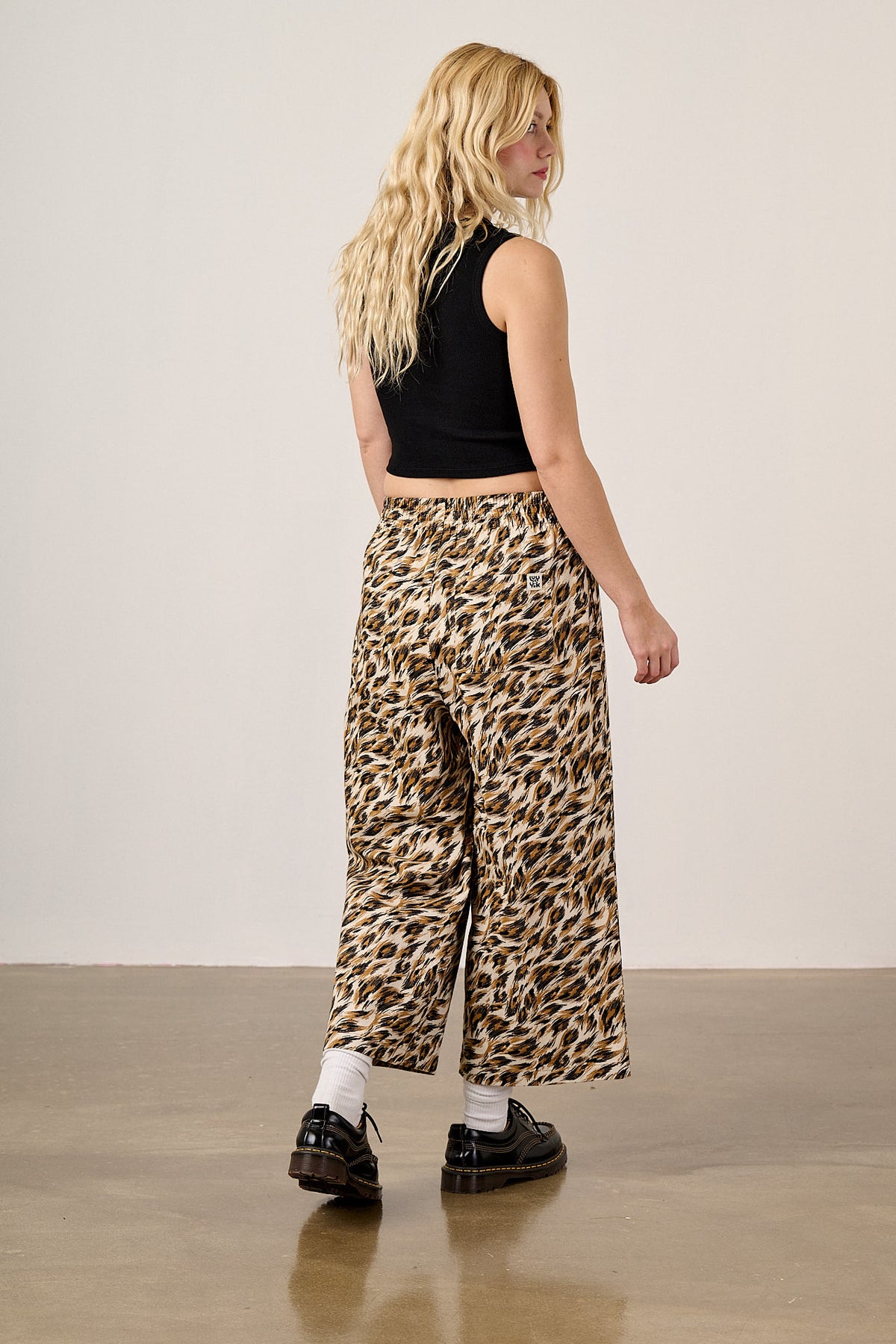 Chuck - Wide Leg Trousers Organic Cotton in Leo Swirl
