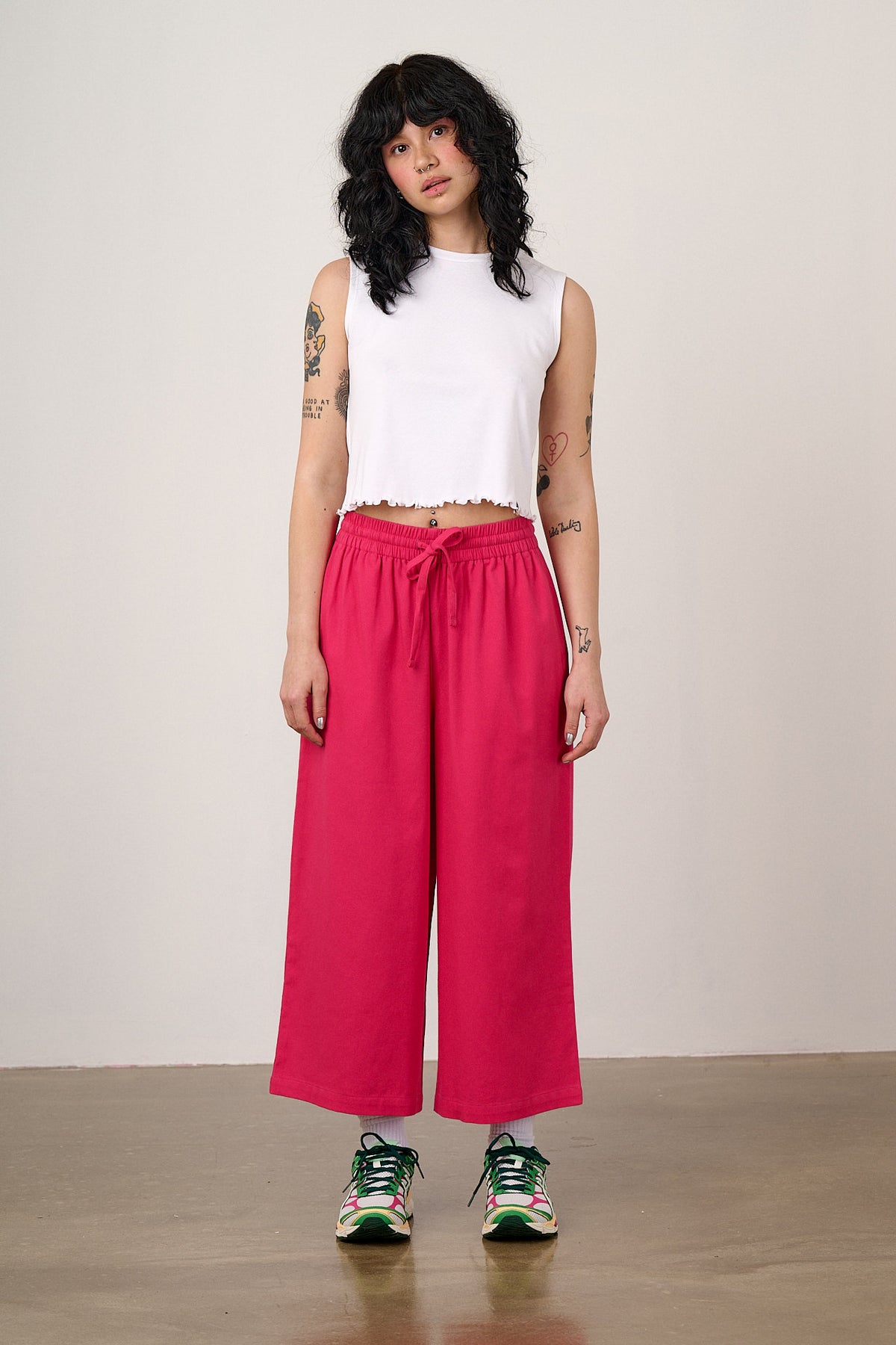 Chuck - Cotton Trousers in Fuchsia Rose