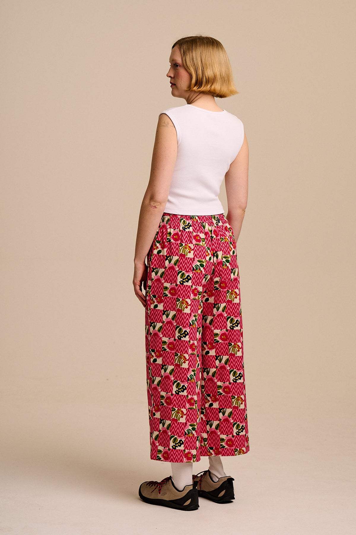 Chuck - Wide Leg Cotton Trousers in Zig Zag Floral Checkerboard