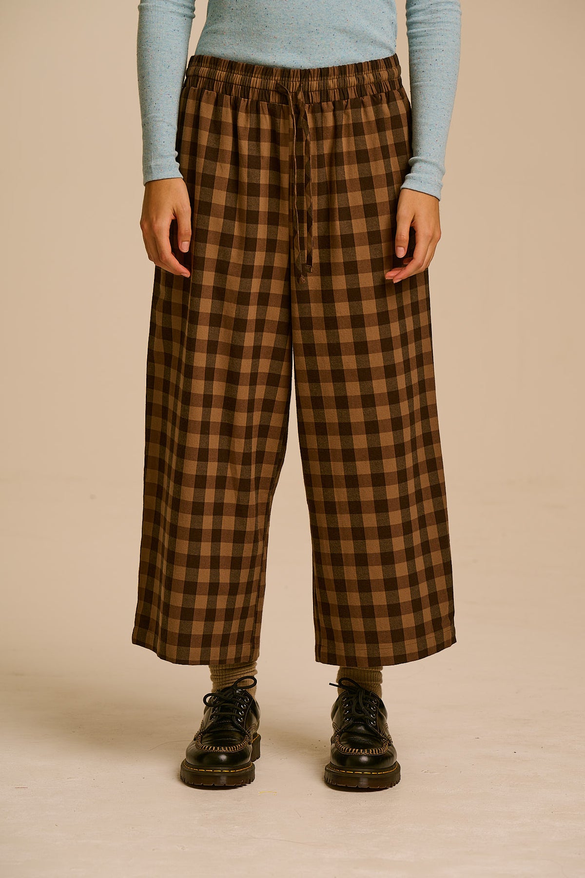Chuck - Wide Leg Trousers Organic Cotton in Black & Brown Check
