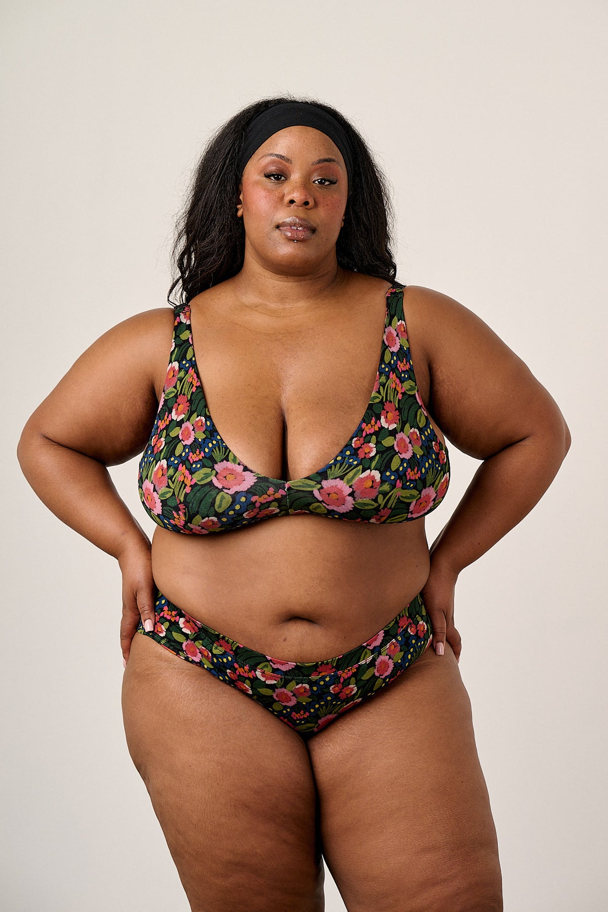 Clover - Bralette Viscose in Black Marie Print