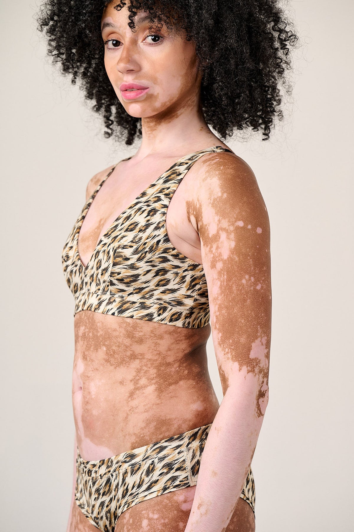 Clover - Bralette Viscose in Leo Swirl
