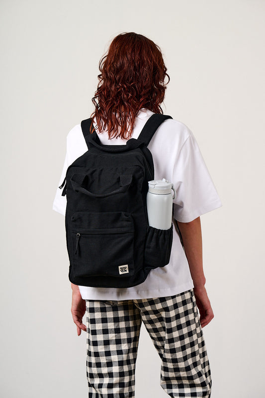 Colby - Backpack Organic Cotton in Black with Green Lining