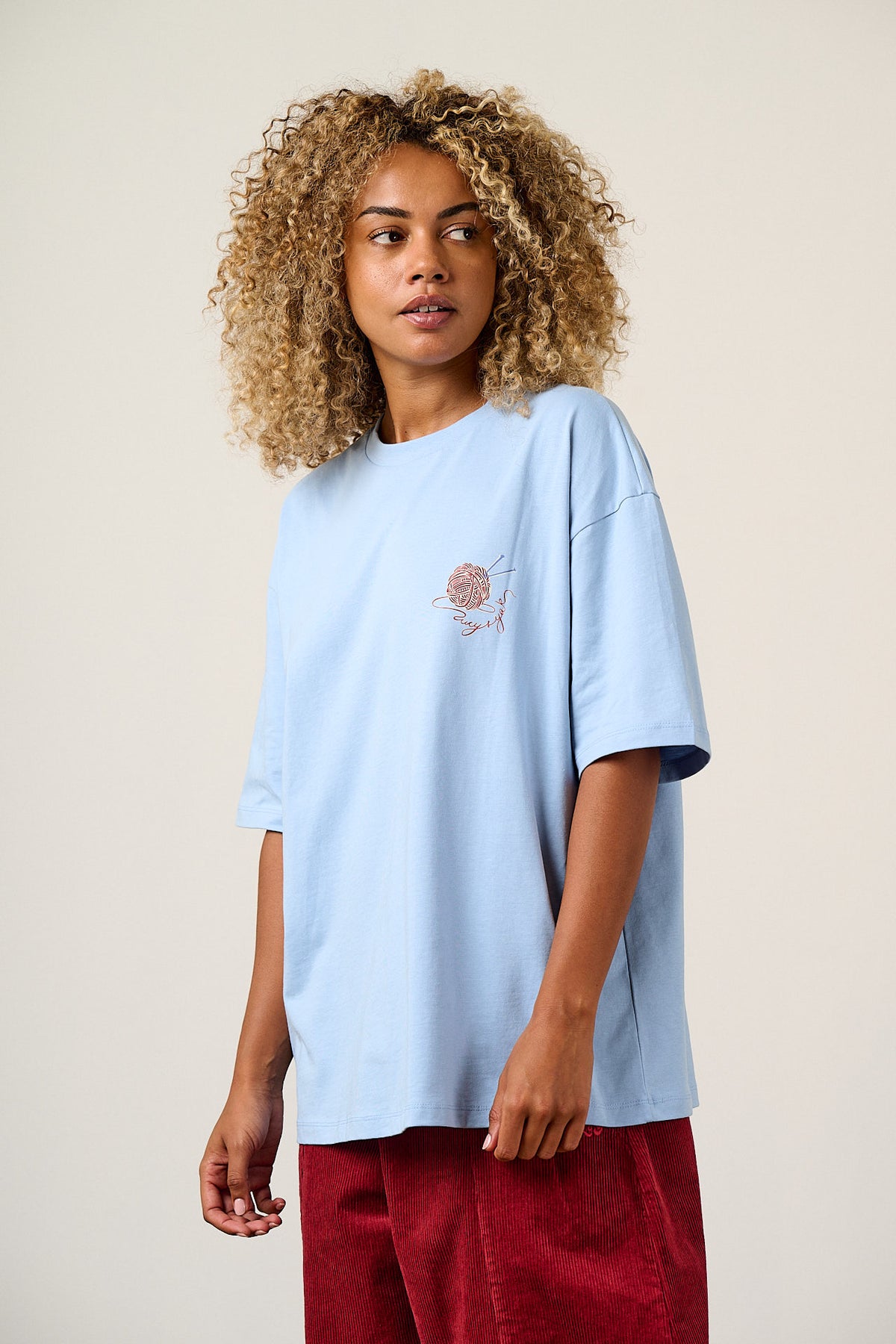 Benny - Oversized T-Shirt Organic Cotton in Knitted Cats