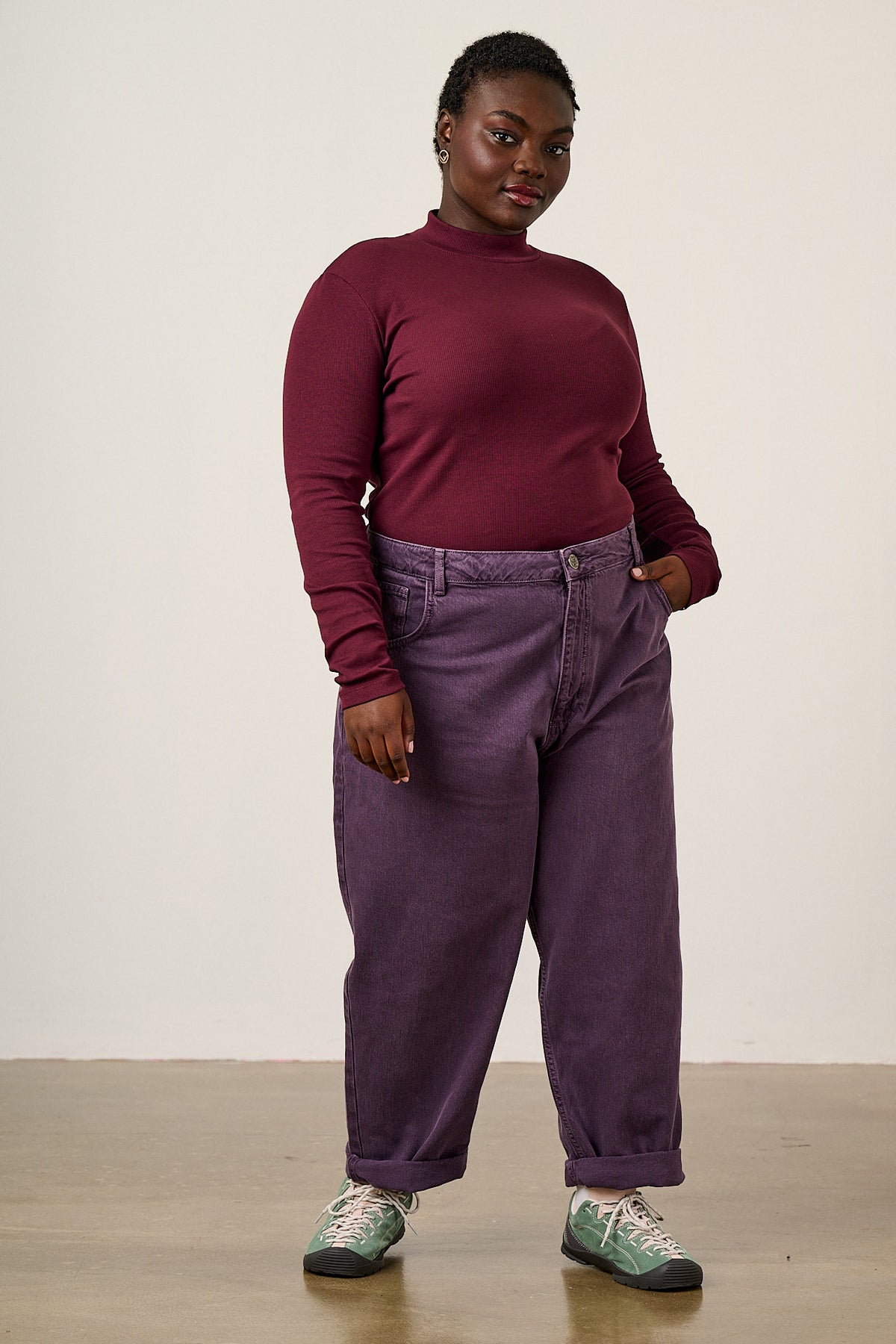 Drew - Straight Leg Jeans Organic Cotton Denim in Purple Wash