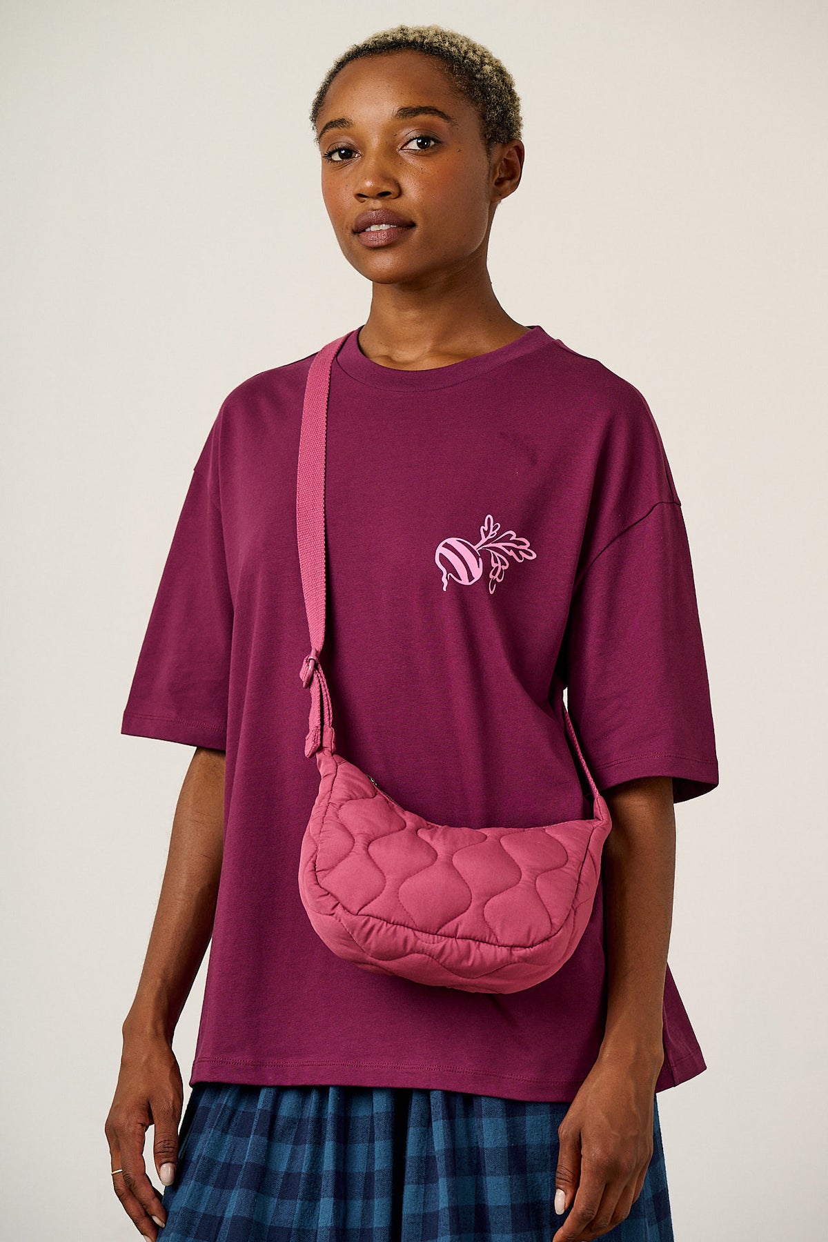 Reims - Crossbody Bag Recycled Polyester in Raspberry
