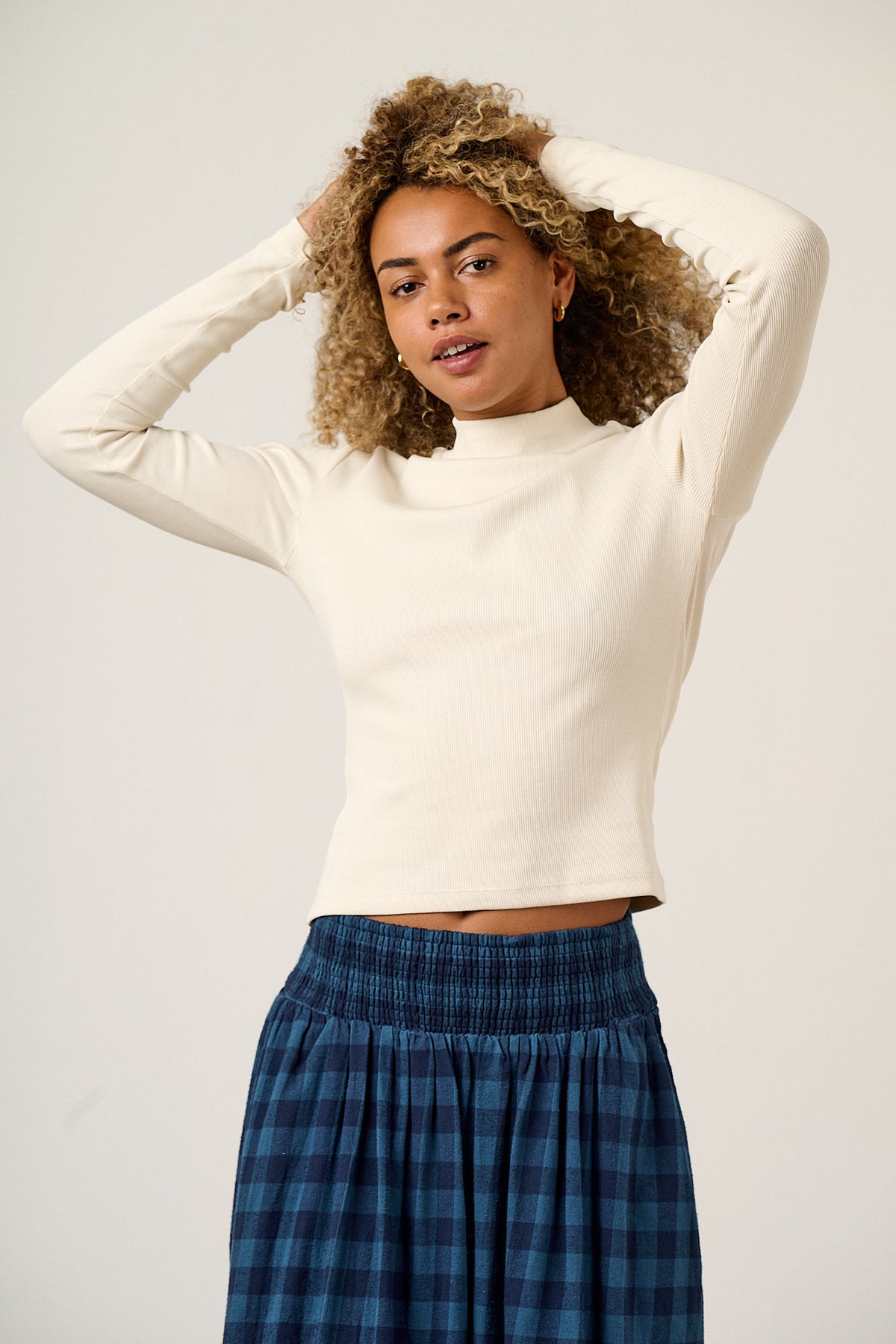 Tia - Long Sleeve Funnel Neck Top Cotton in Ecru