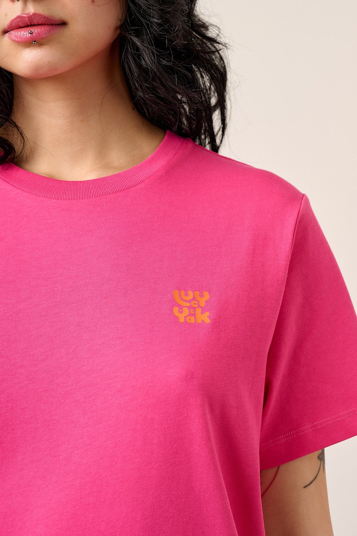 Denver - T-Shirt Organic Cotton in Beetroot Pink