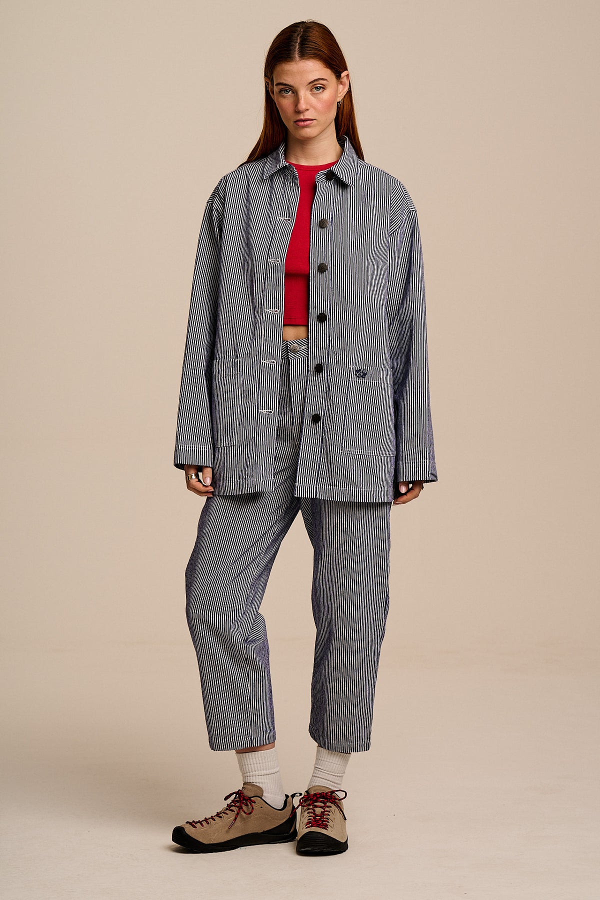 Drew - Cropped Straight Leg Trousers Organic Cotton in Navy Stripe