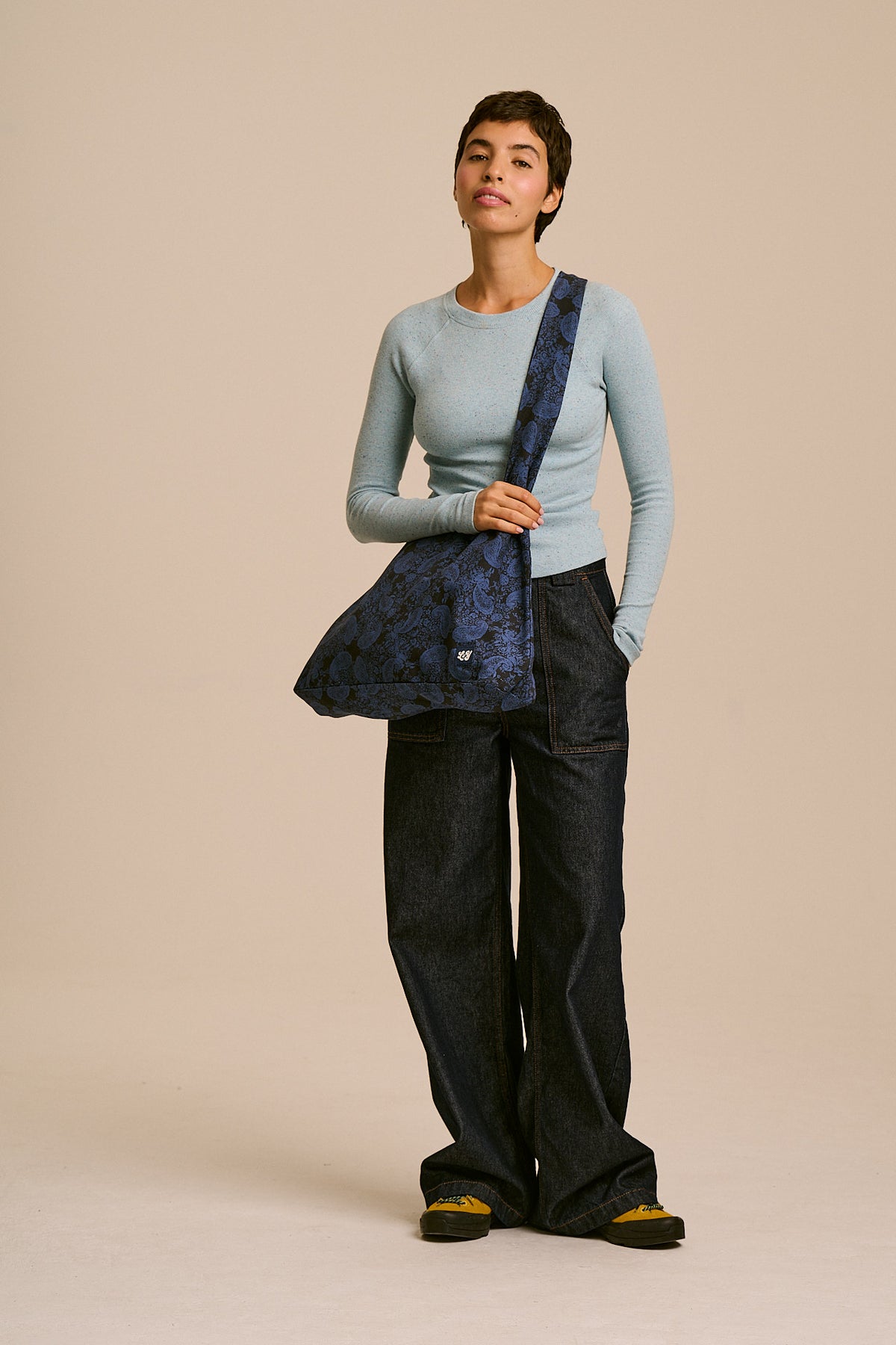 Elas - Tote in Blue Paisley