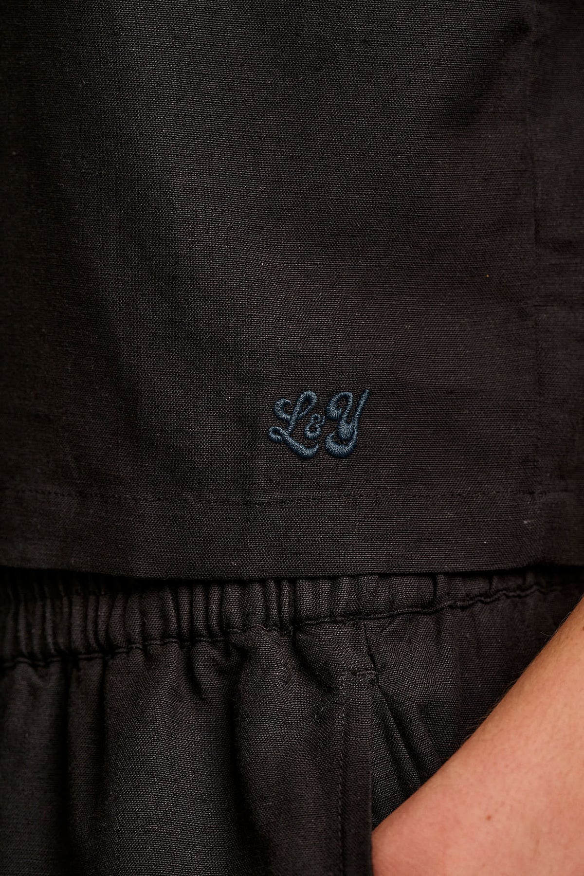 Etoile - Button Up Tank Top ECOVERO Viscose Blend in Black