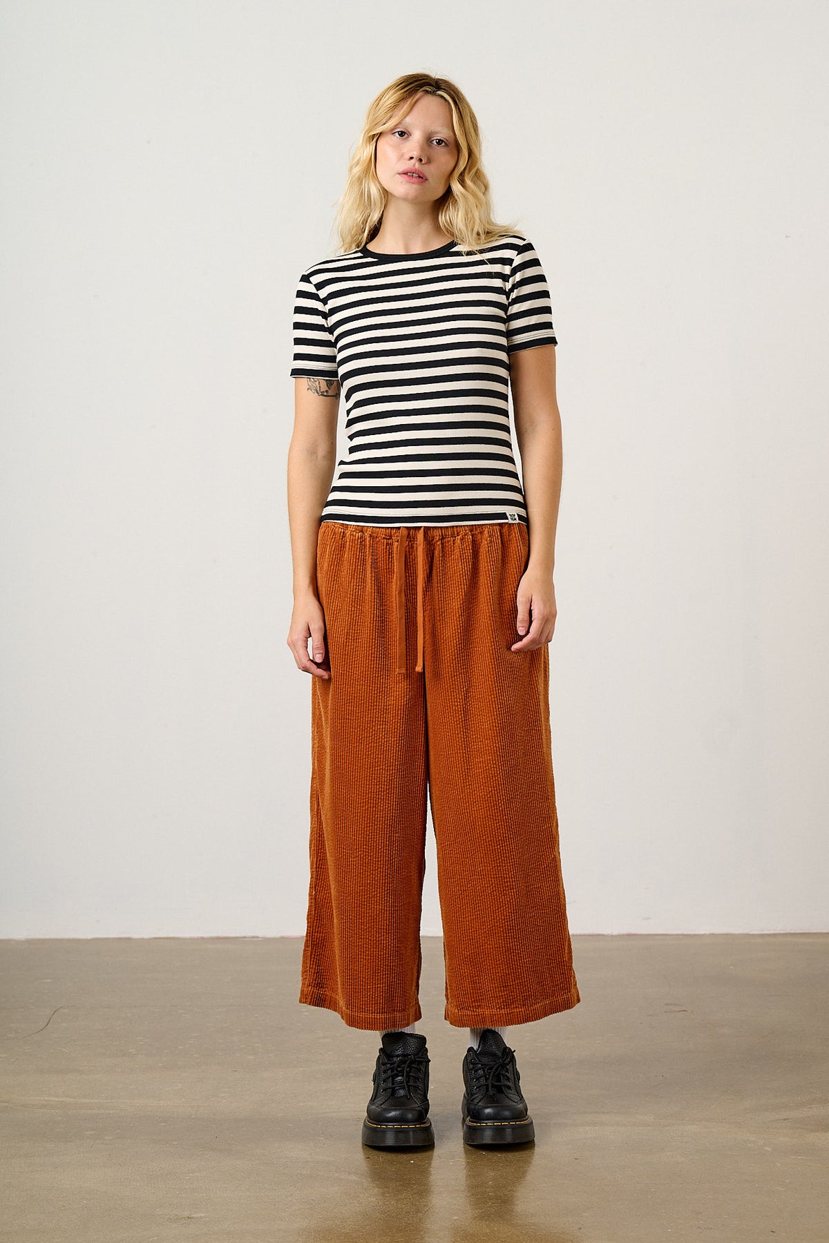 Gracie - T-Shirt Organic Cotton in Monochrome Stripe