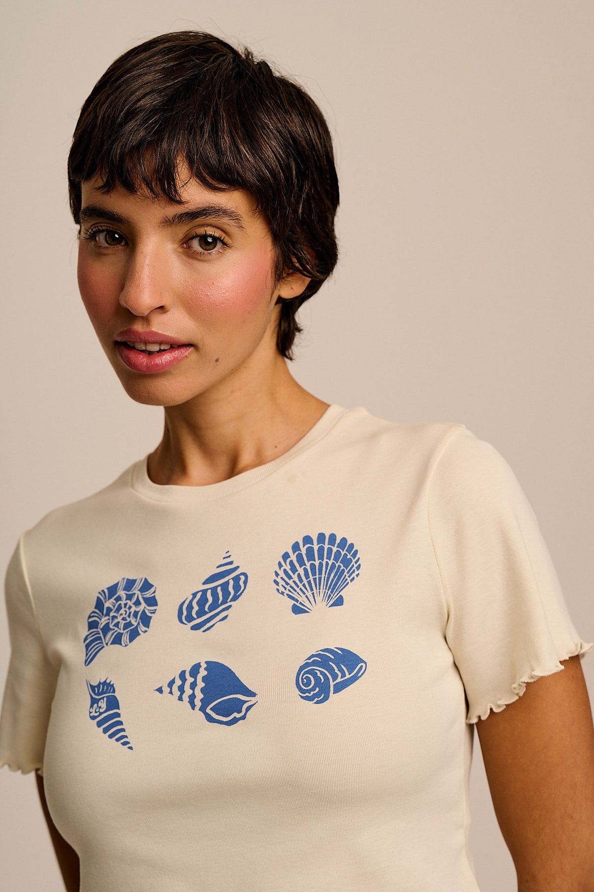 Greta - Cropped Top Cotton in Ecru Shell Print