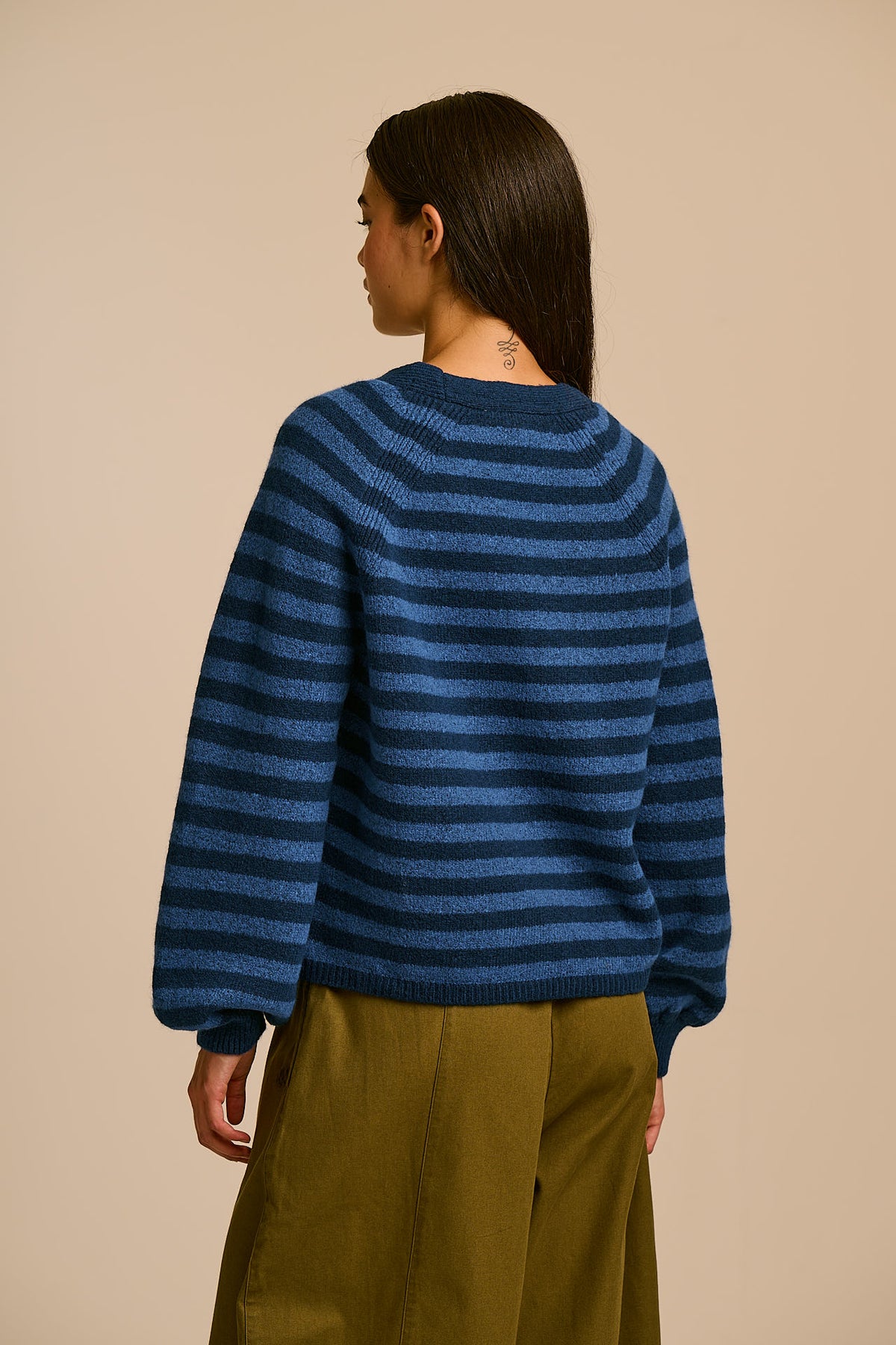 Juniper - Cardigan Recycled Polyester Knit in Blue Stripe