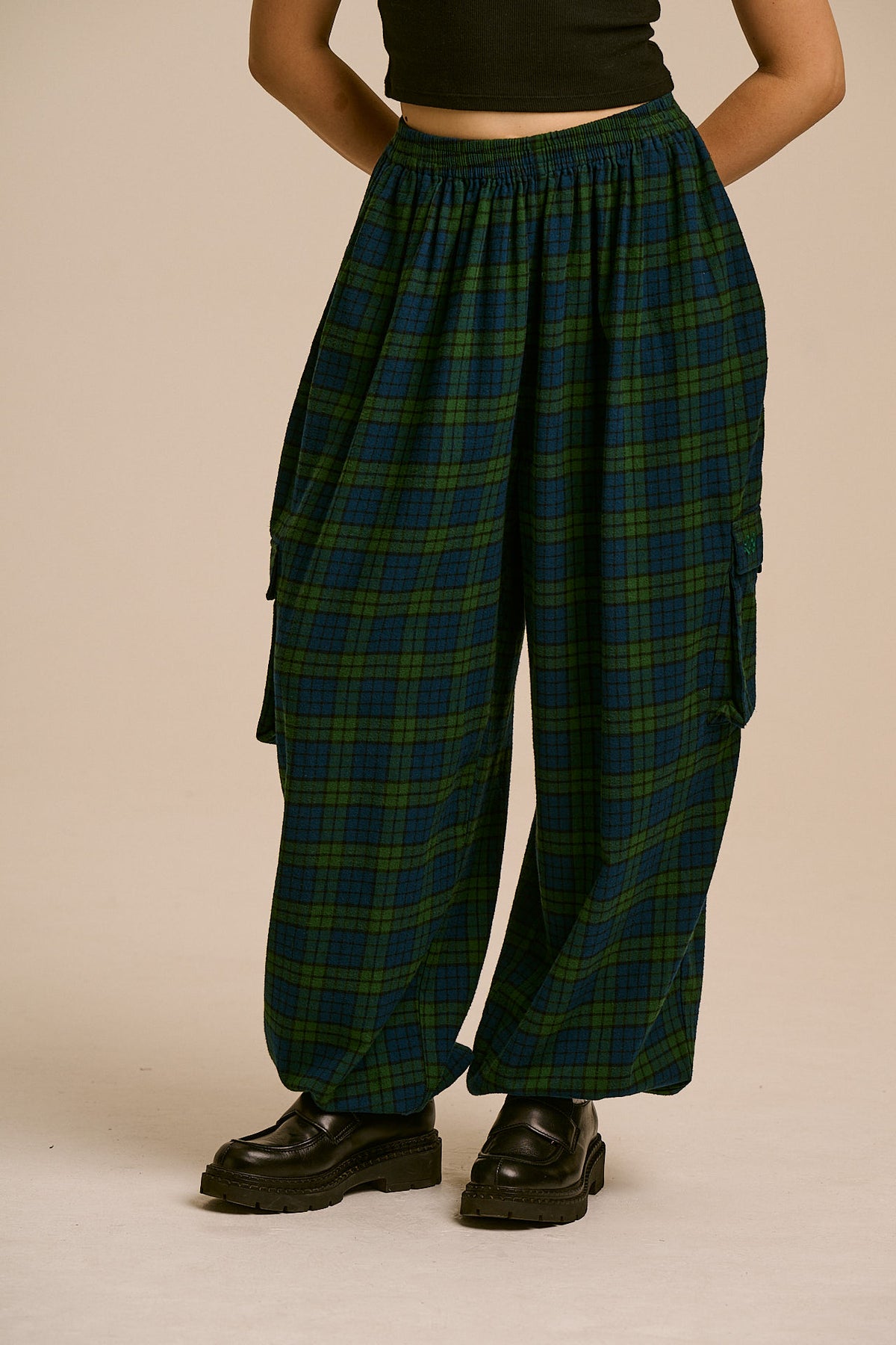 Rumi - Brushed Cotton Barrel Trousers in Wilderness Tartan