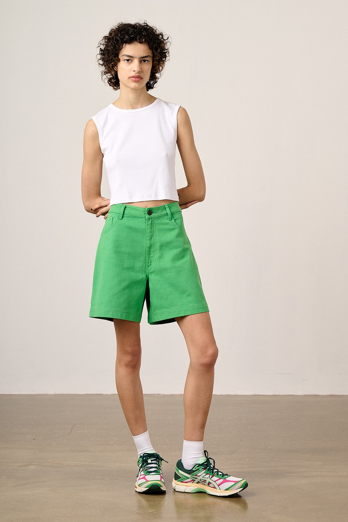 Lexi - High Waist Shorts Organic Cotton in Kelly Green