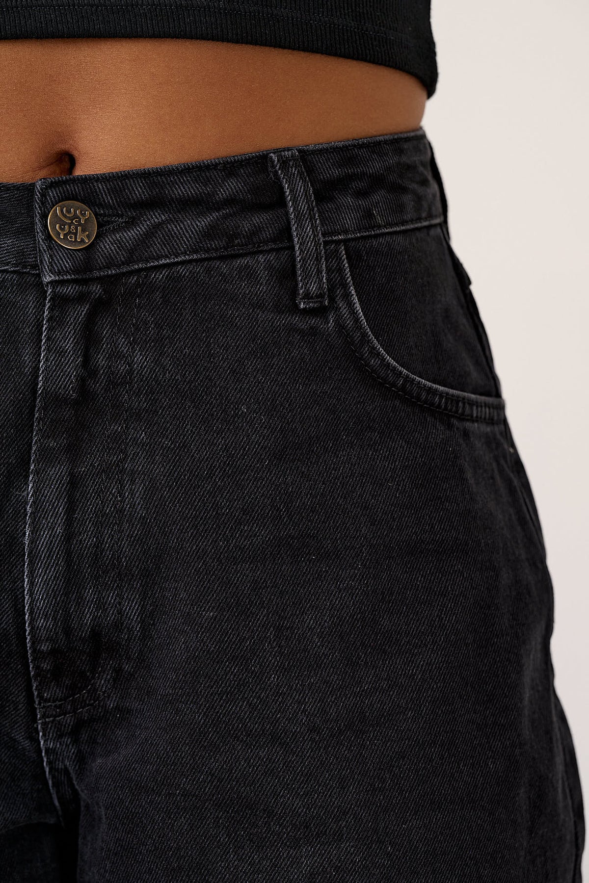 Lexi - High Waist Shorts Organic Cotton Denim in Black Wash