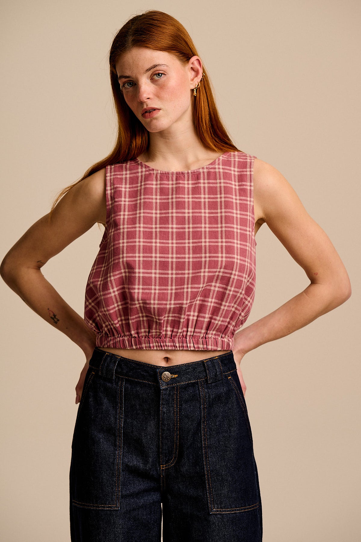 Lumi - Cropped Top Organic Cotton in Maroon Deco Rose Check