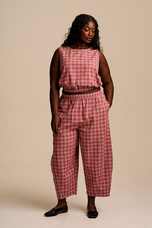 Lumi - Cropped Top Organic Cotton in Maroon Deco Rose Check