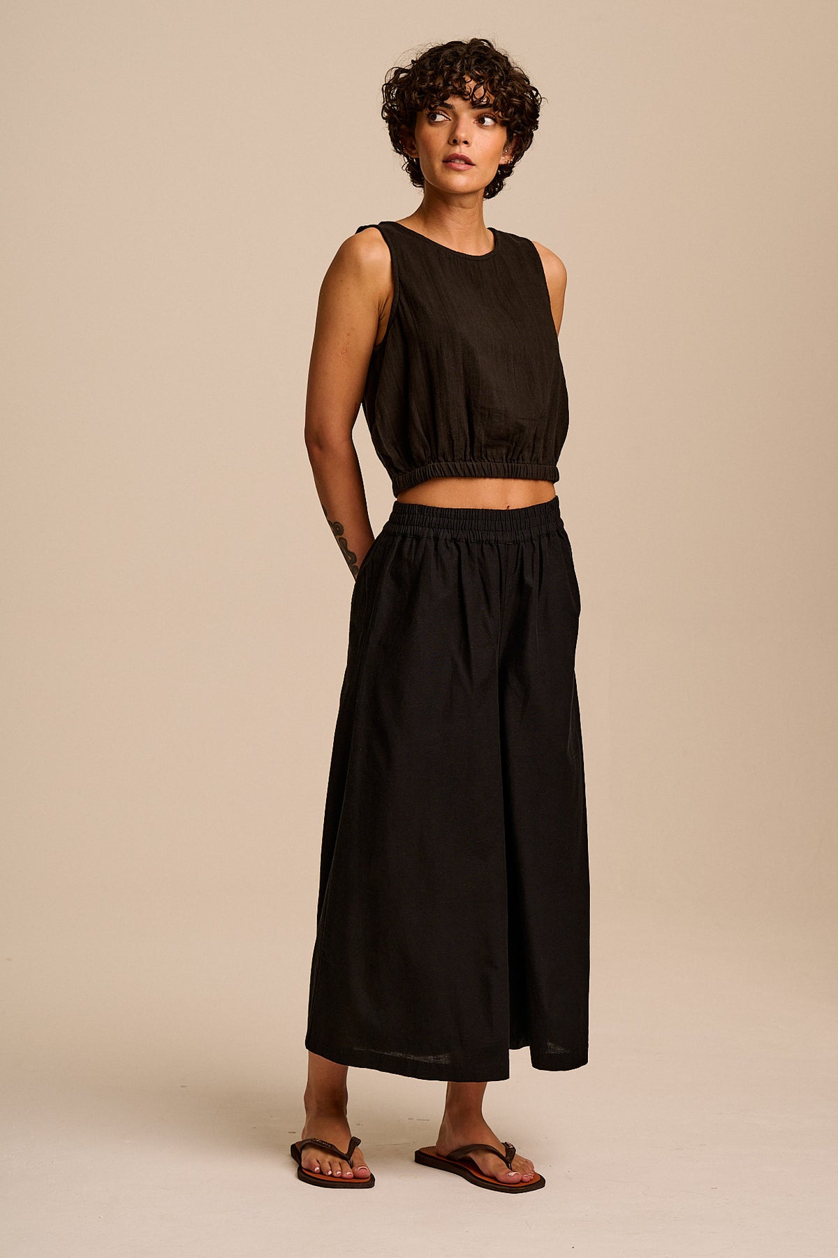 Lumi - Cropped Top Organic Cotton in Black