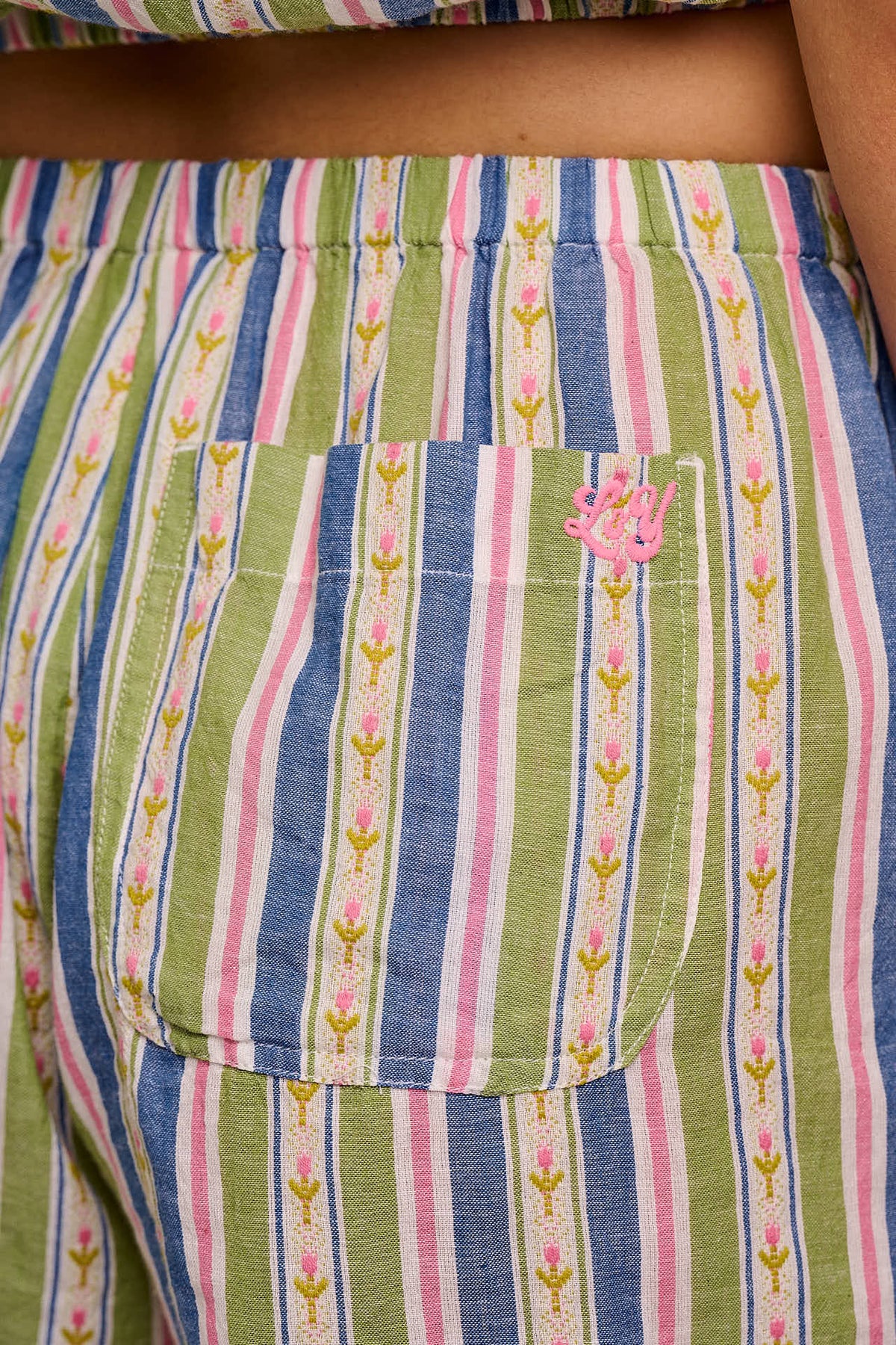 Popan - Relaxed Shorts Organic Cotton Jacquard in Tulip Stripe