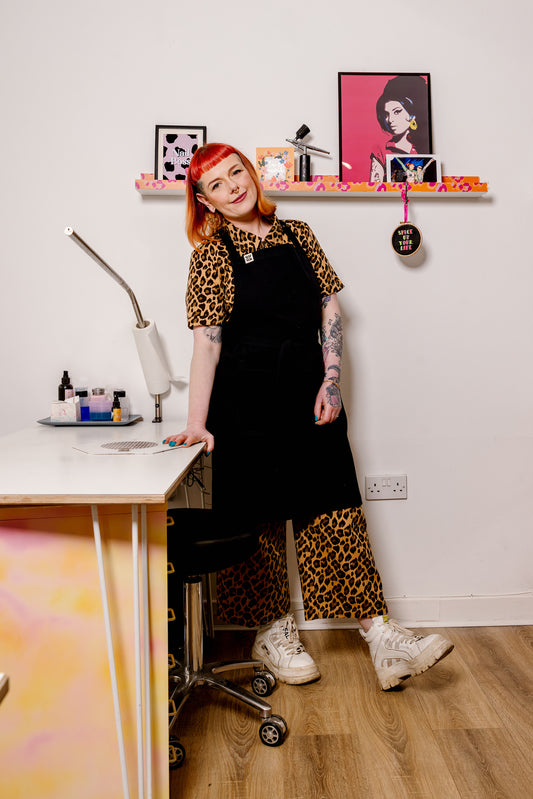 Amaia - Heavyweight Apron Organic Cotton in Black