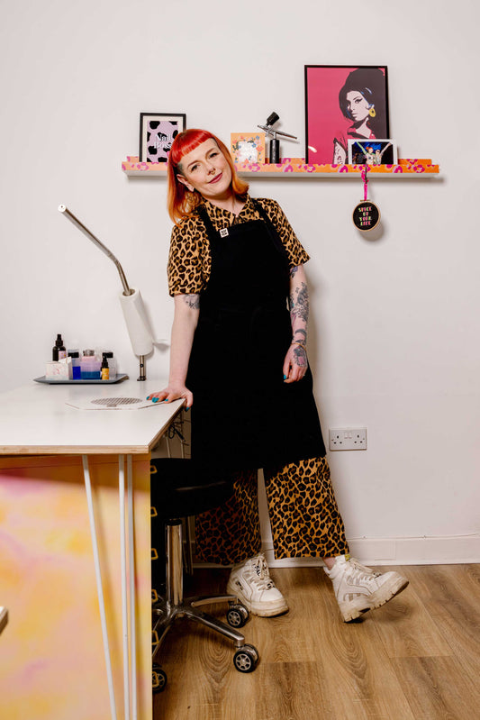 Amaia - Midweight Apron Organic Cotton in Black