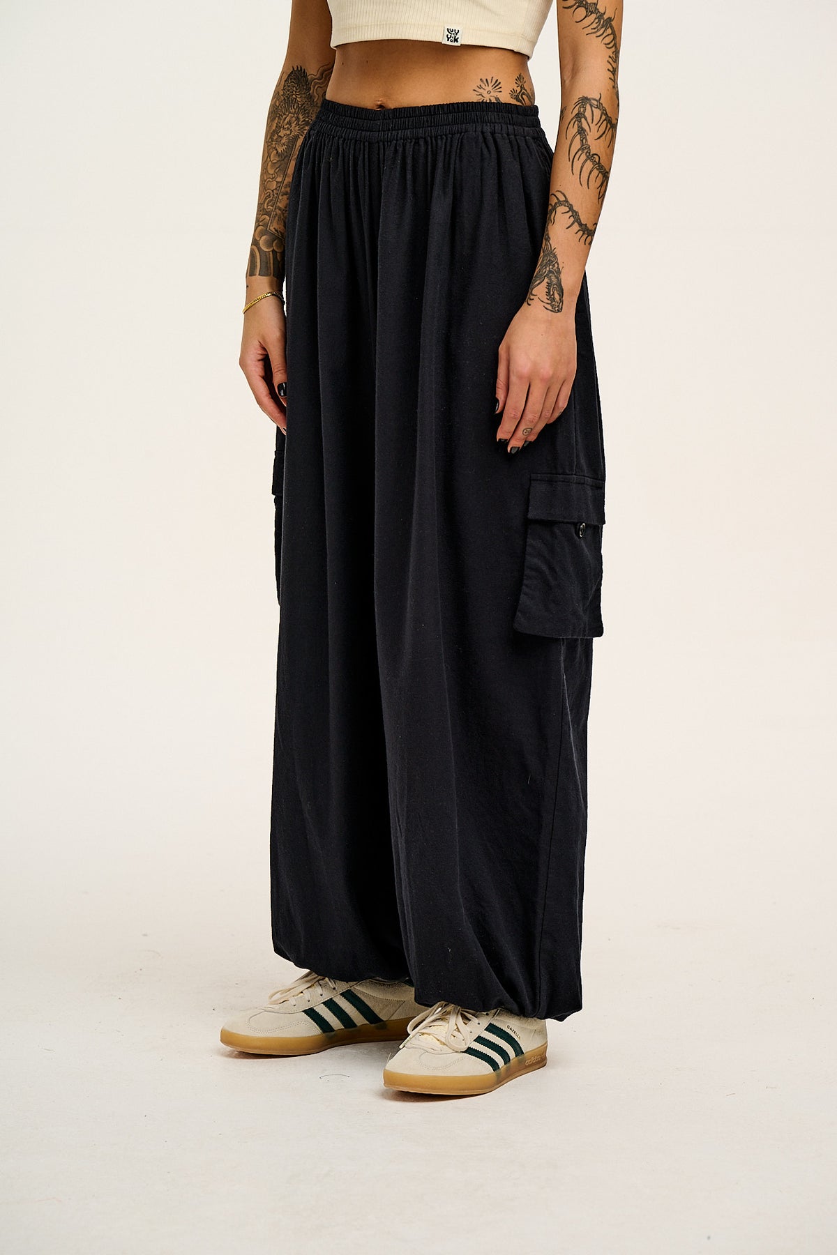 Rumi - Wide Leg Trousers Organic Cotton in Black