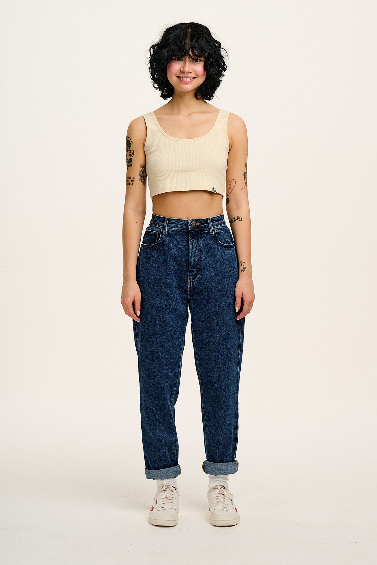 Dana - Mom Jeans Organic Cotton Denim in Mid Wash Blue