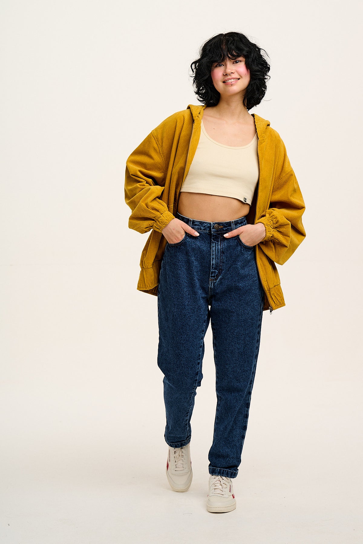 Dana - Mom Jeans Organic Cotton Denim in Mid Wash Blue