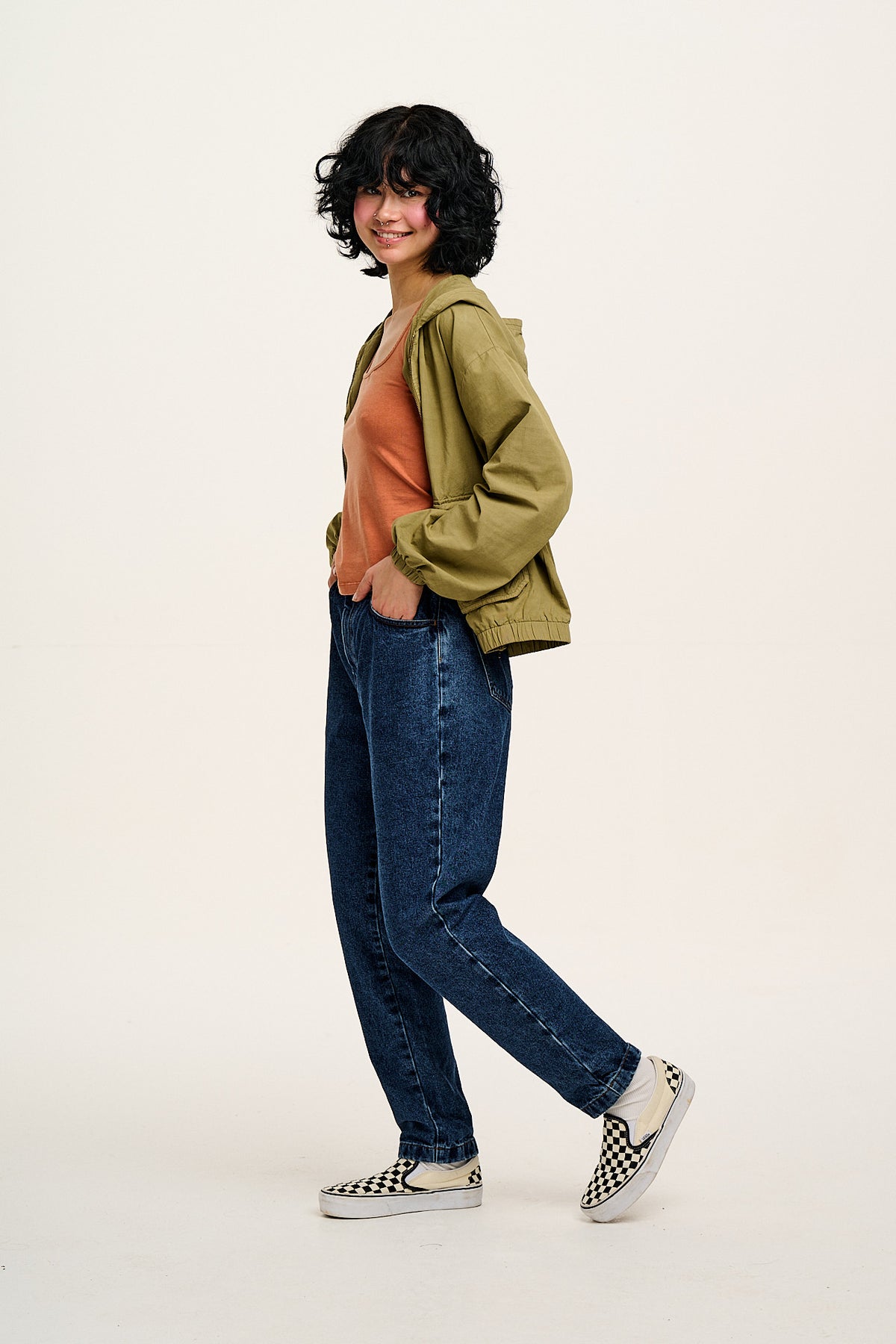Dana - Mom Jeans Organic Cotton Denim in Mid Wash Blue