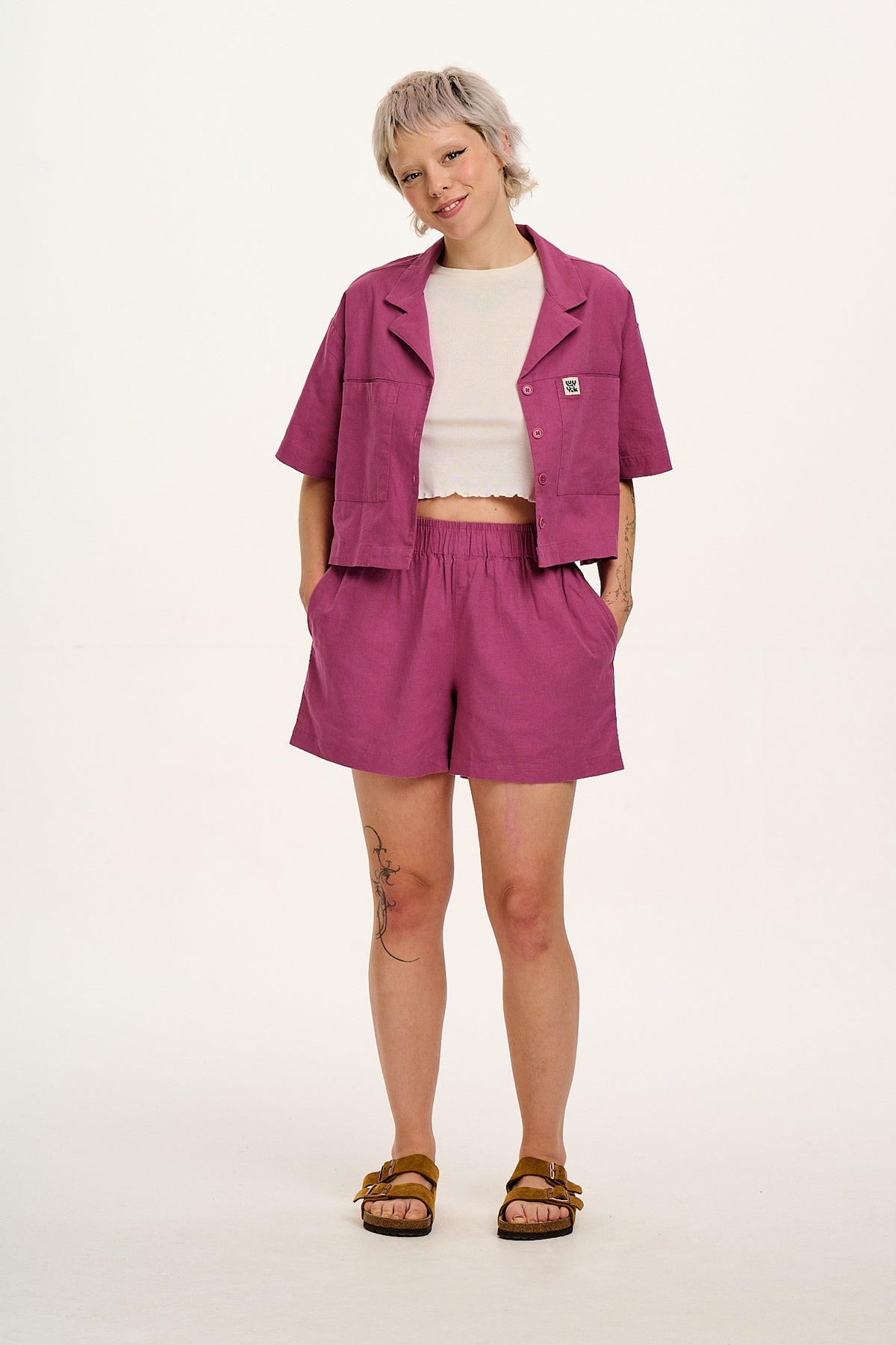 Jessie - Mid-Thigh Shorts Organic Cotton in Dahlia Pink