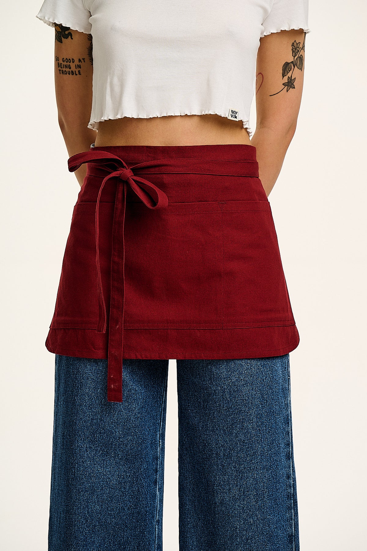 Millau - Midweight Waist Apron Organic Cotton in Maroon