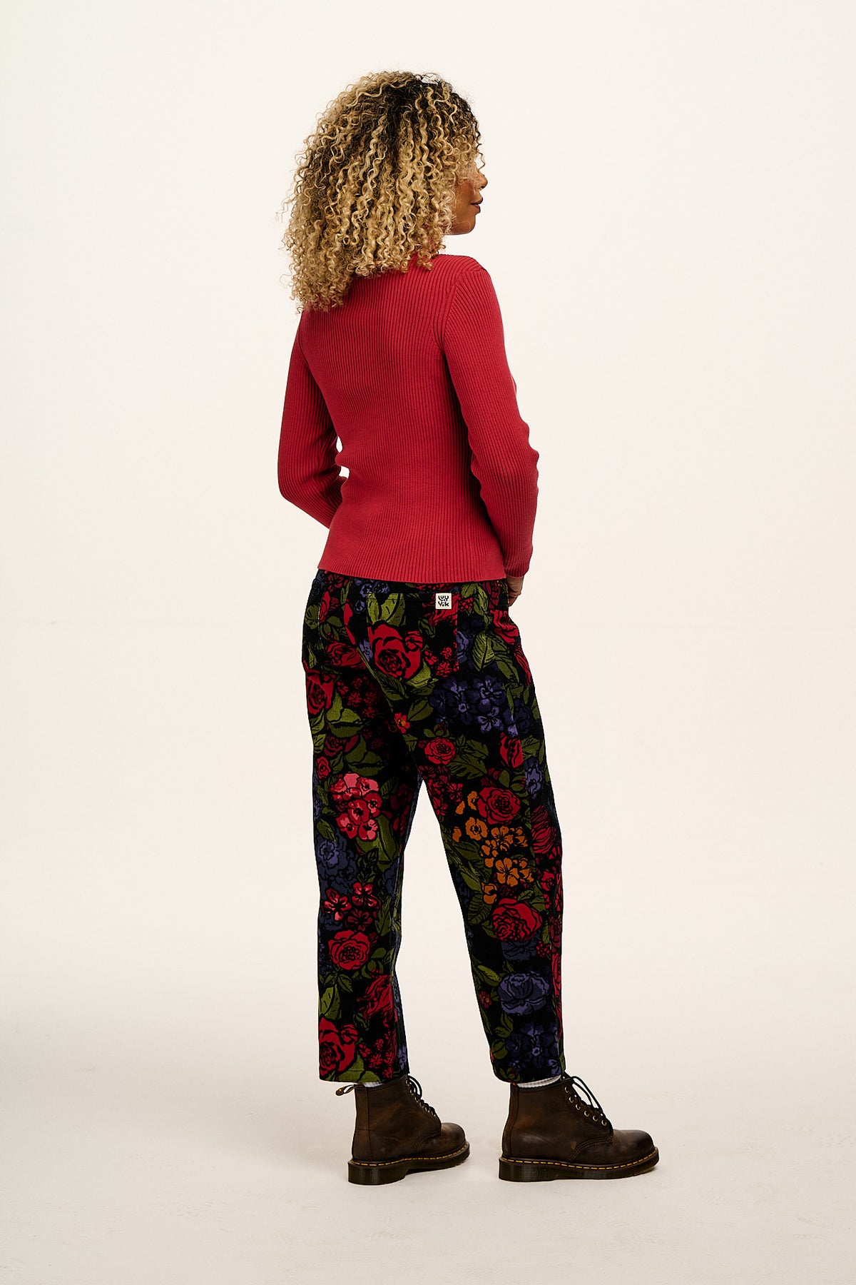 Drew - Cropped Straight Leg Trousers Organic Cotton in Maria Print