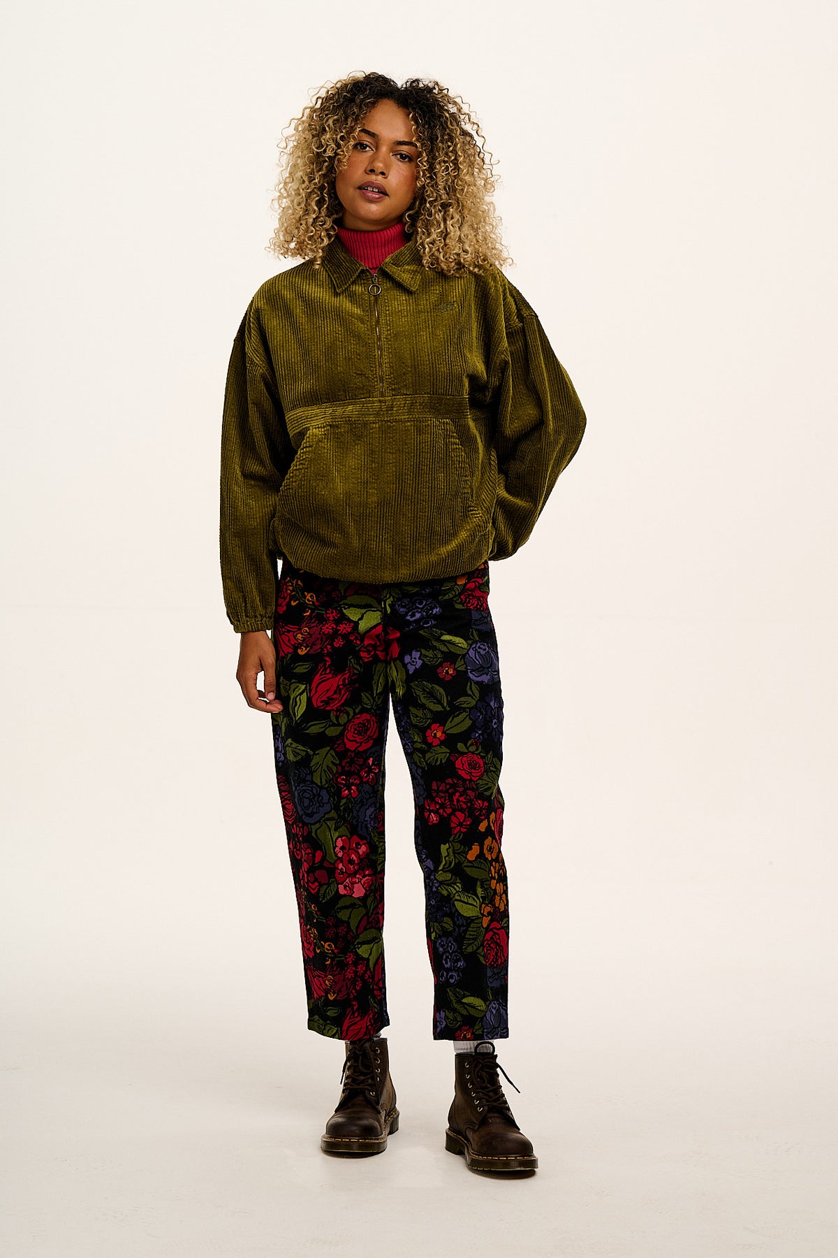 Drew - Cropped Straight Leg Trousers Organic Cotton in Maria Print
