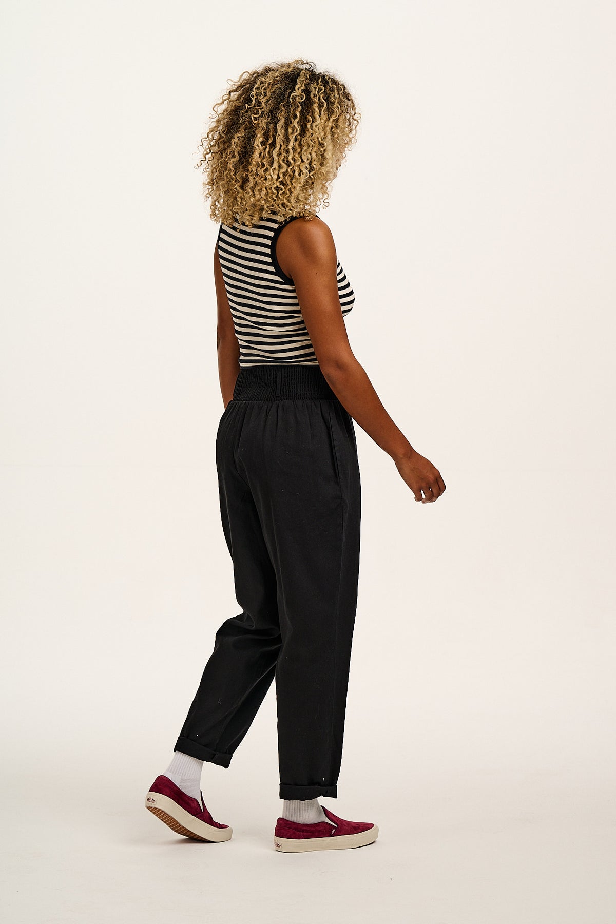 Alexa - Tapered Leg Trousers Organic Cotton in Black