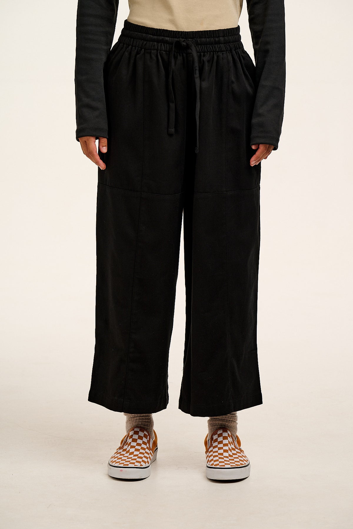 Chuck - Wide Leg Cotton Trousers in Black