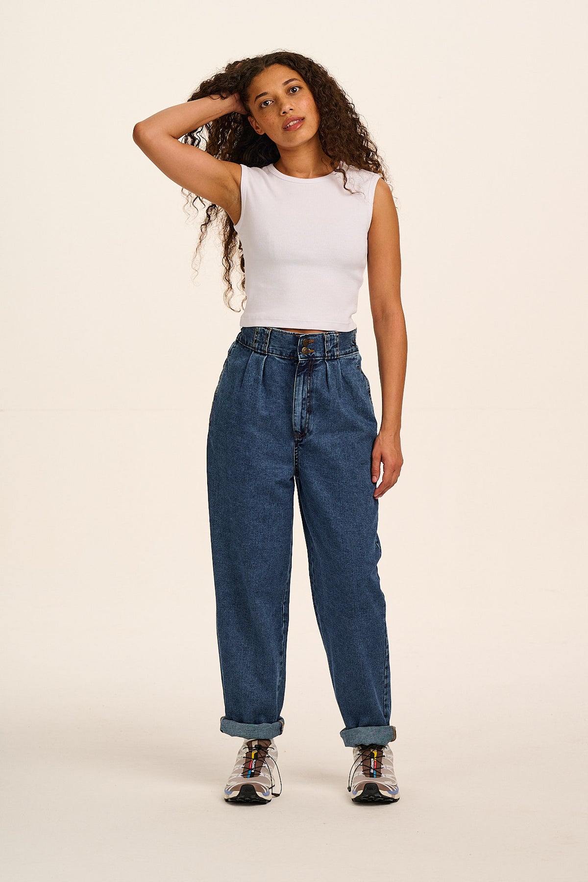 Addison - Denim Jeans in Mid Wash Blue