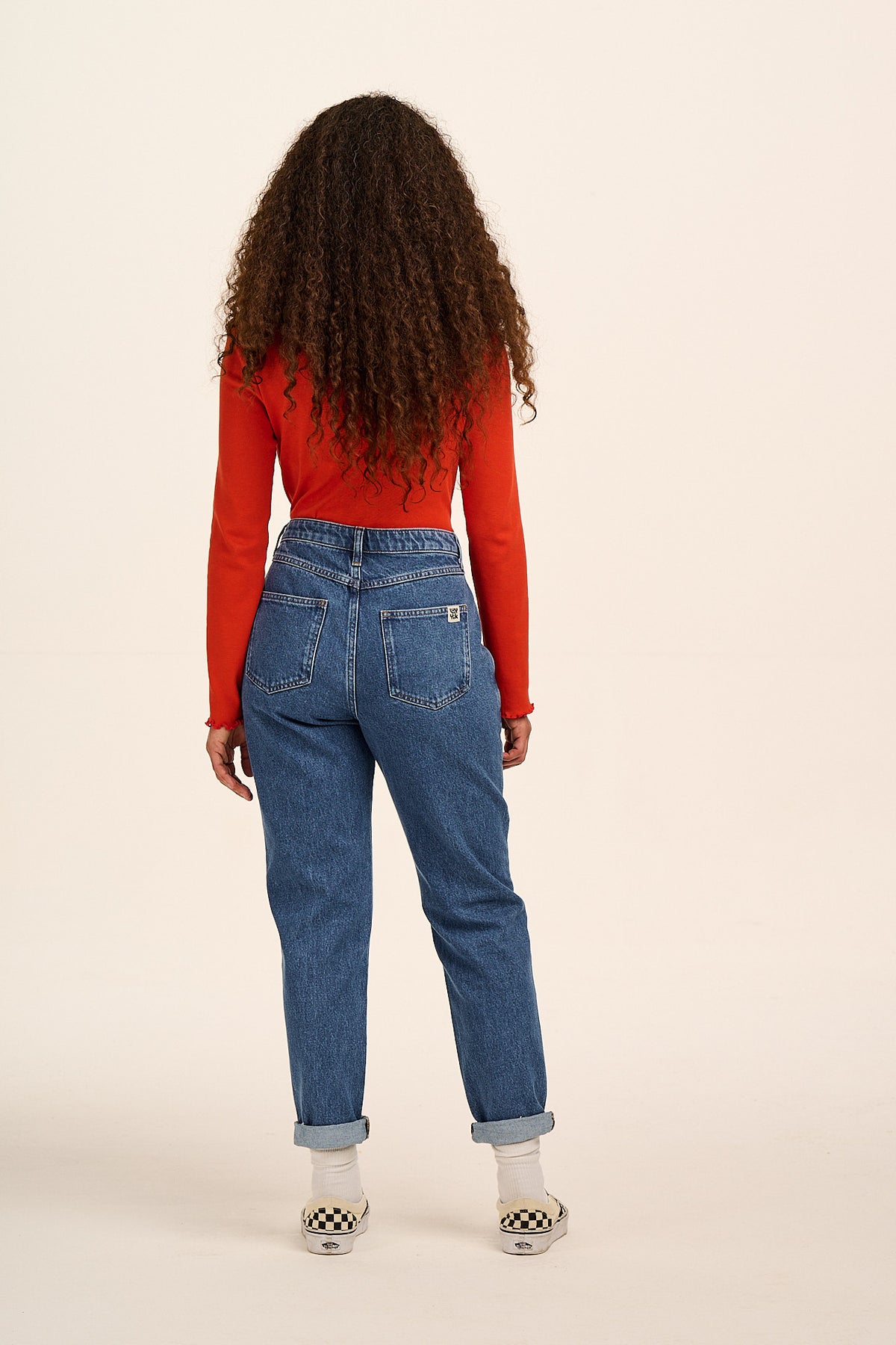 Dana - Mom Jeans Organic Cotton Denim in Mid Wash Blue