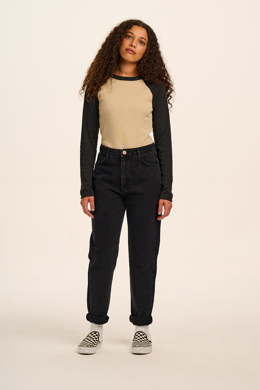 Dana - Mom Jeans Organic Cotton Denim in Washed Black