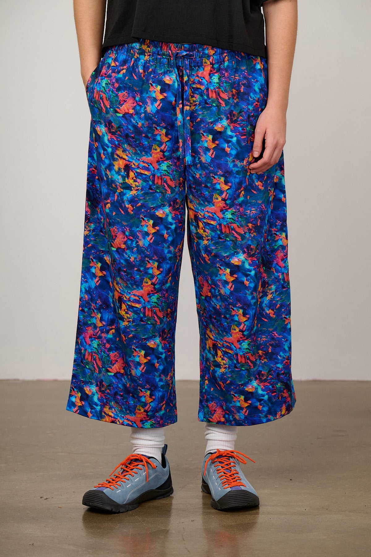 L.E. Chuck - Wide Leg Trousers - Organic Cotton in Digital Blur Natural History Museum & Yak
