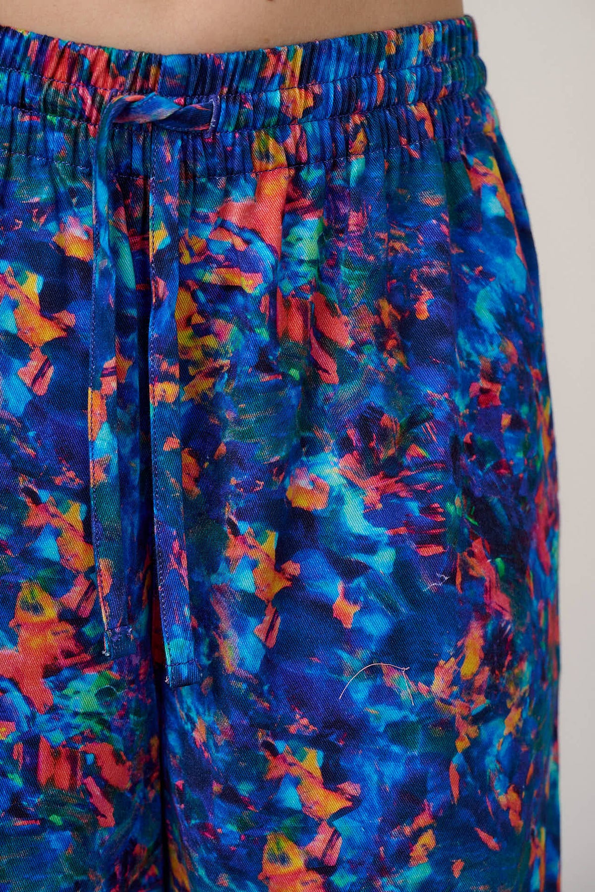 L.E. Chuck - Wide Leg Trousers - Organic Cotton in Digital Blur Natural History Museum & Yak