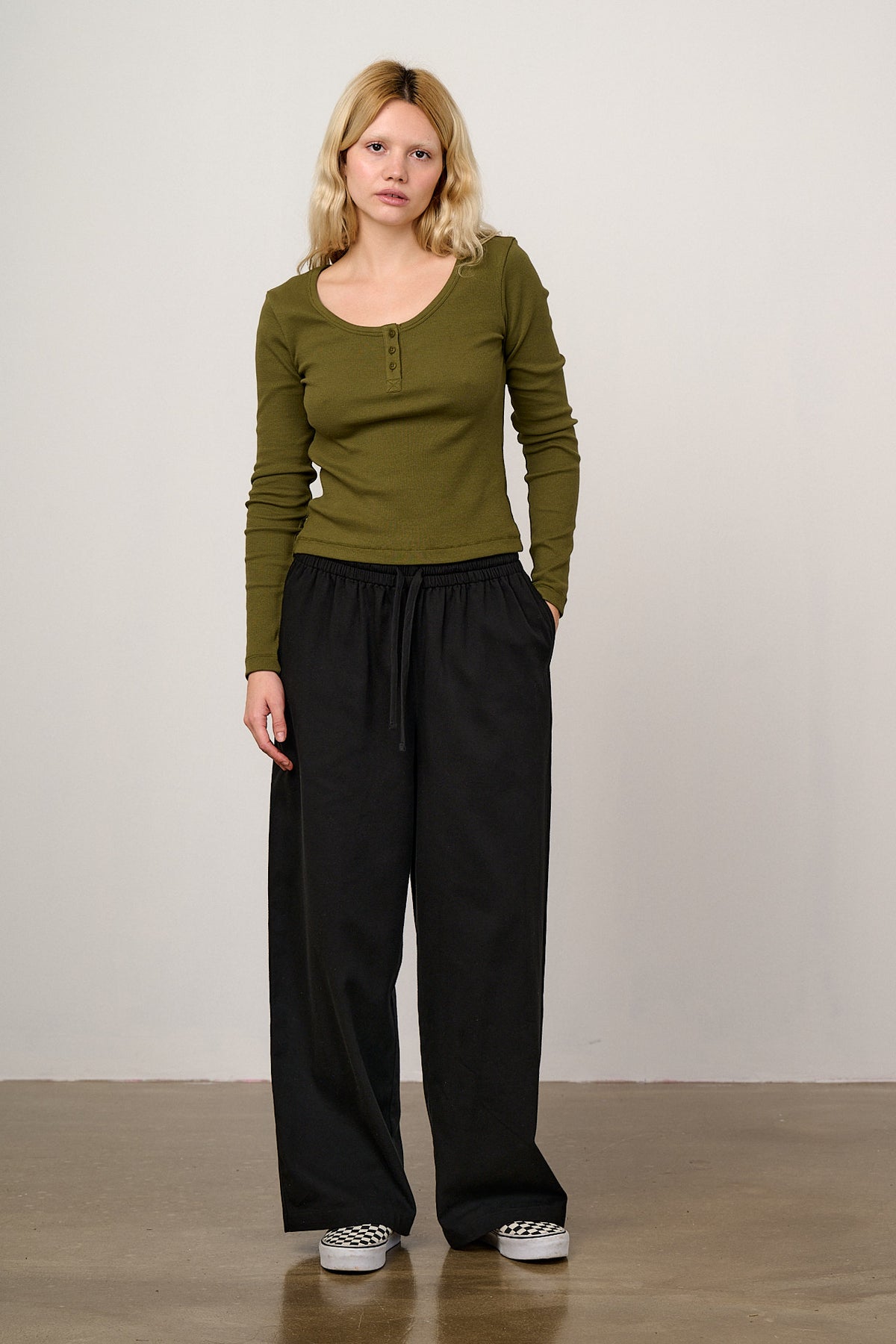 Norris - Wide Leg Trousers Organic Cotton in Black