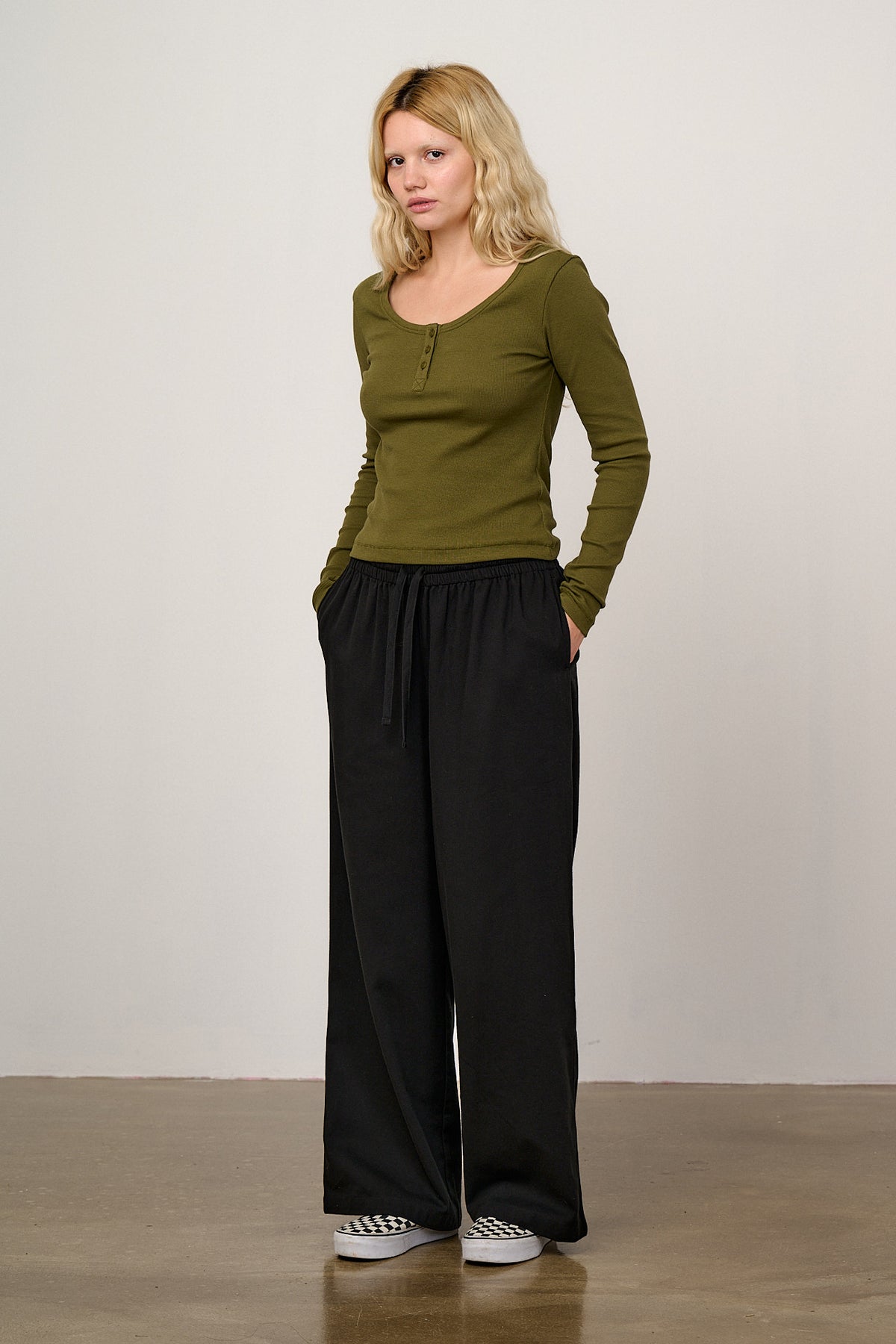Norris - Wide Leg Trousers Organic Cotton in Black