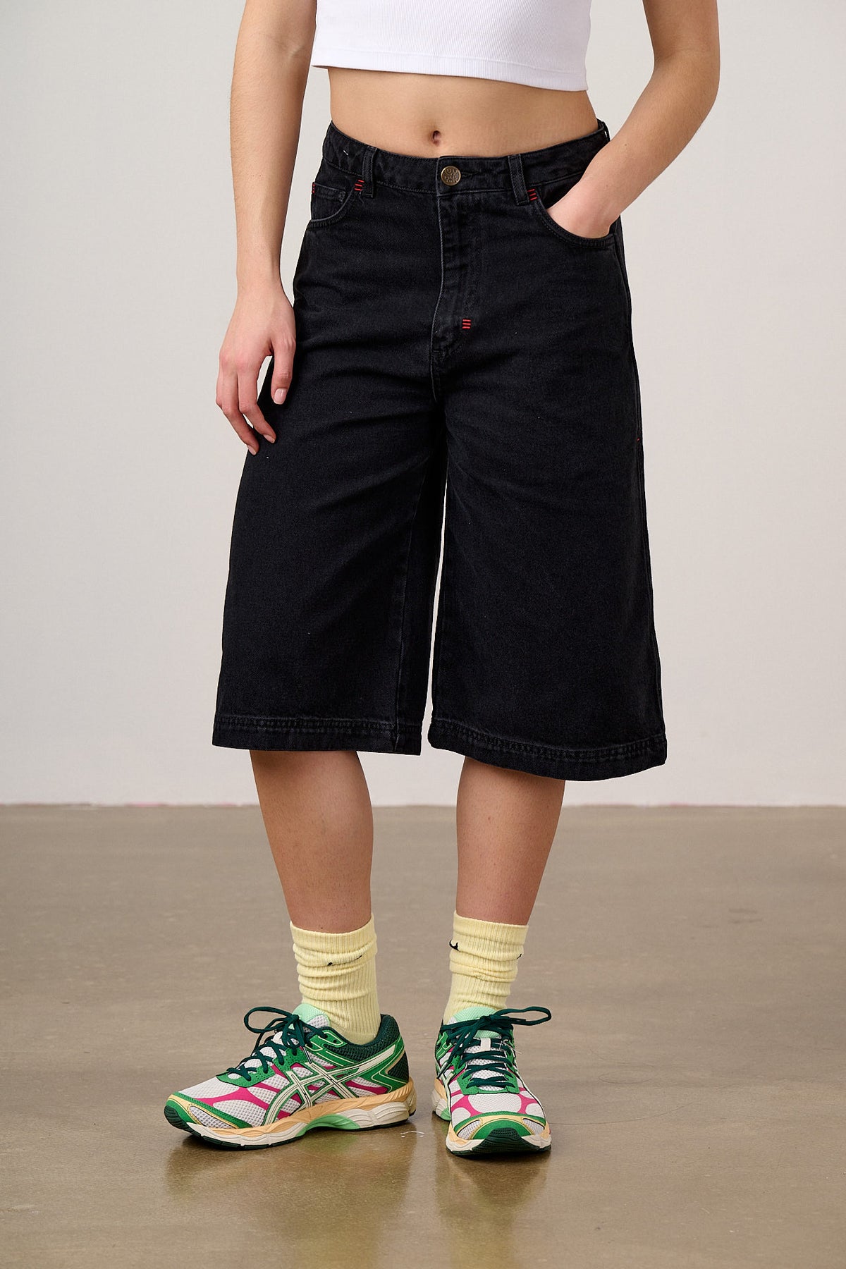 Sol - Long Shorts Organic Cotton Denim in Black Wash
