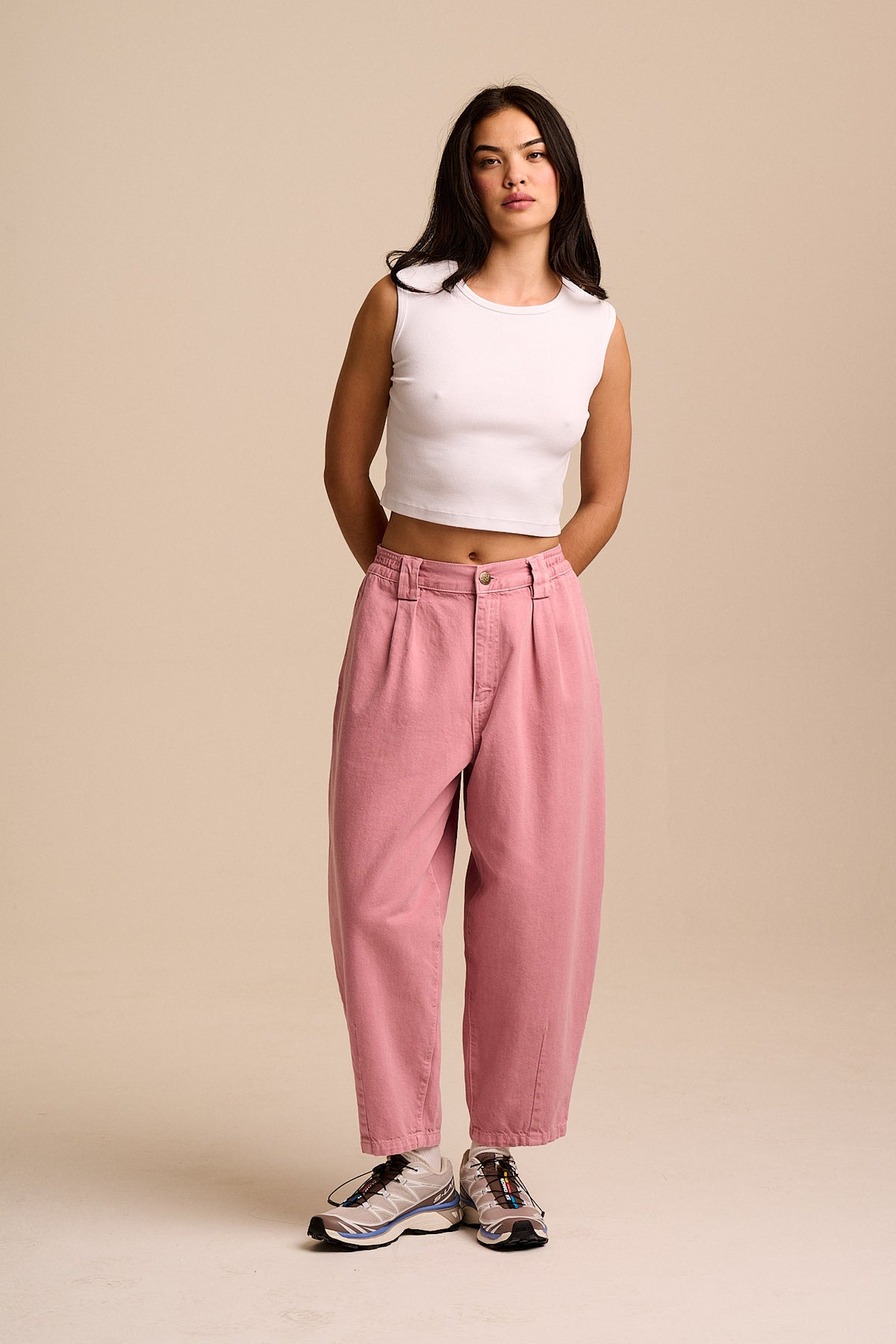Ashby - Barrel Leg Trousers Organic Cotton Denim in Washed Pink