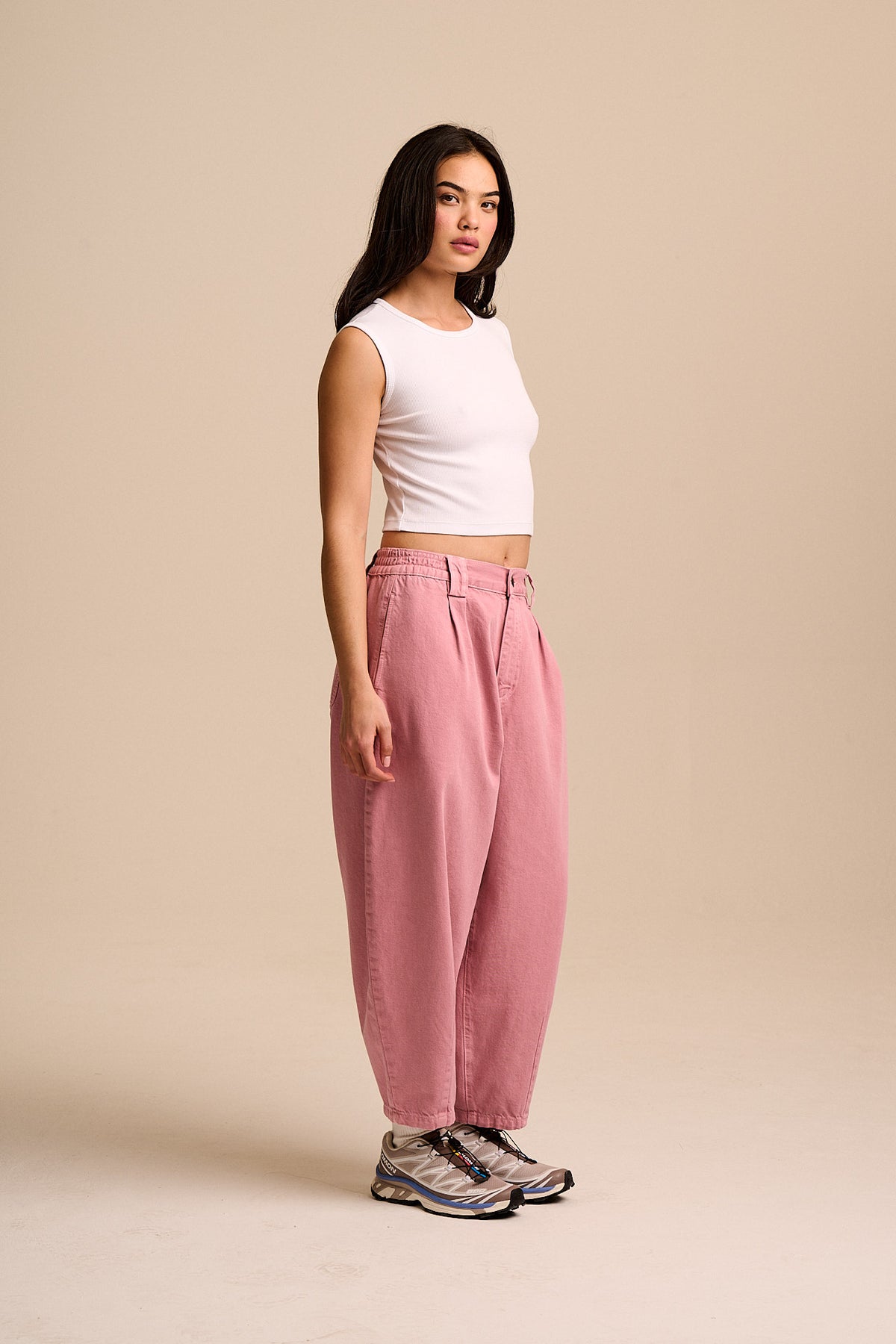 Ashby - Barrel Leg Trousers Organic Cotton Denim in Washed Pink
