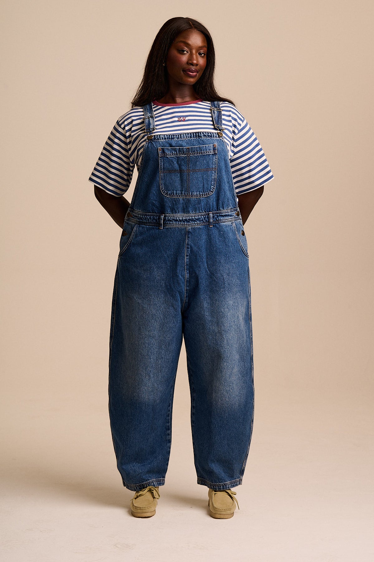 Toluca - Barrel Leg Dungarees Organic Cotton Denim in Vintage Wash